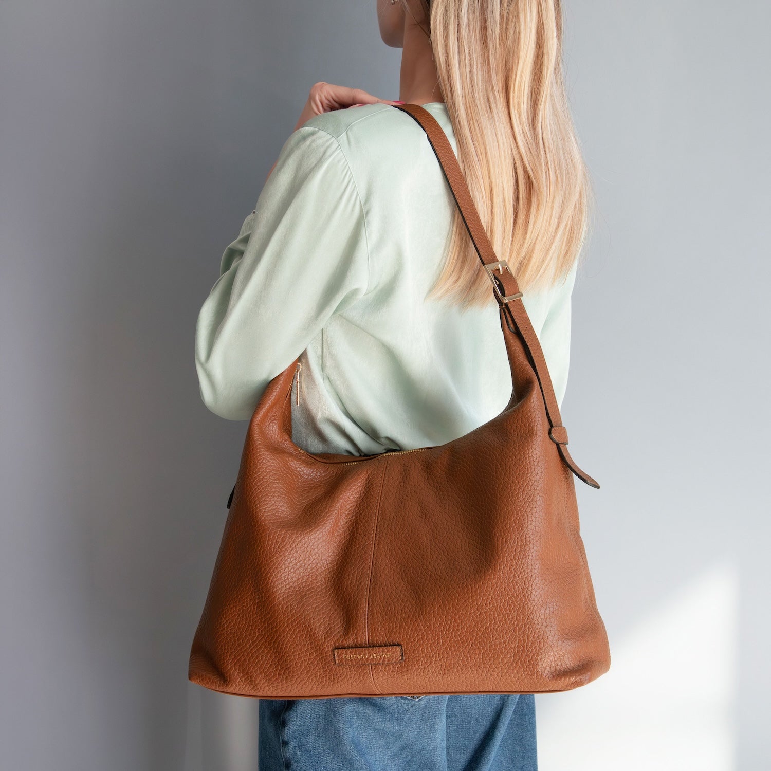 Plenia - Italian leather shopping bag | TL142569