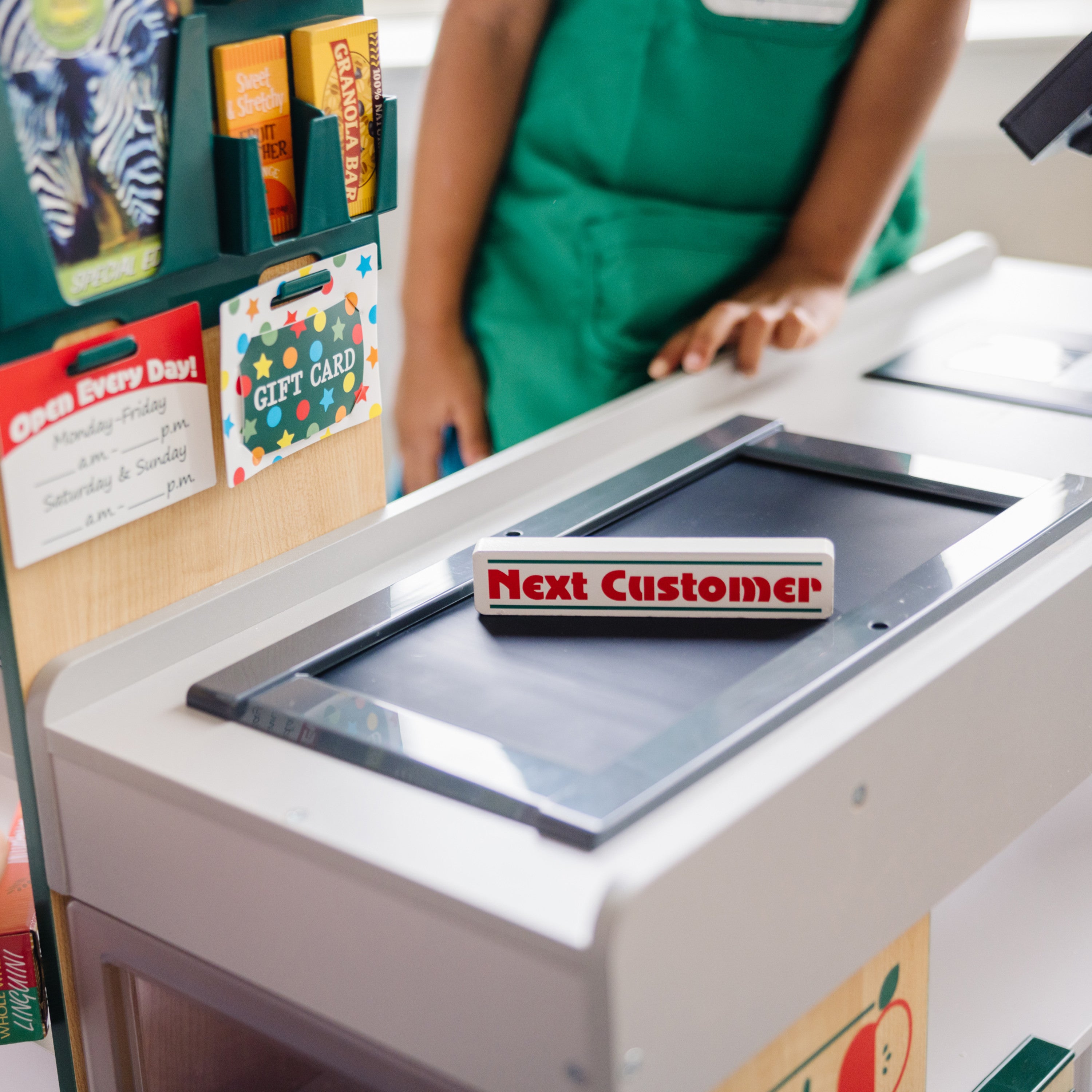 Melissa & Doug Fritstående træ Fresh Mart købmandsbutik