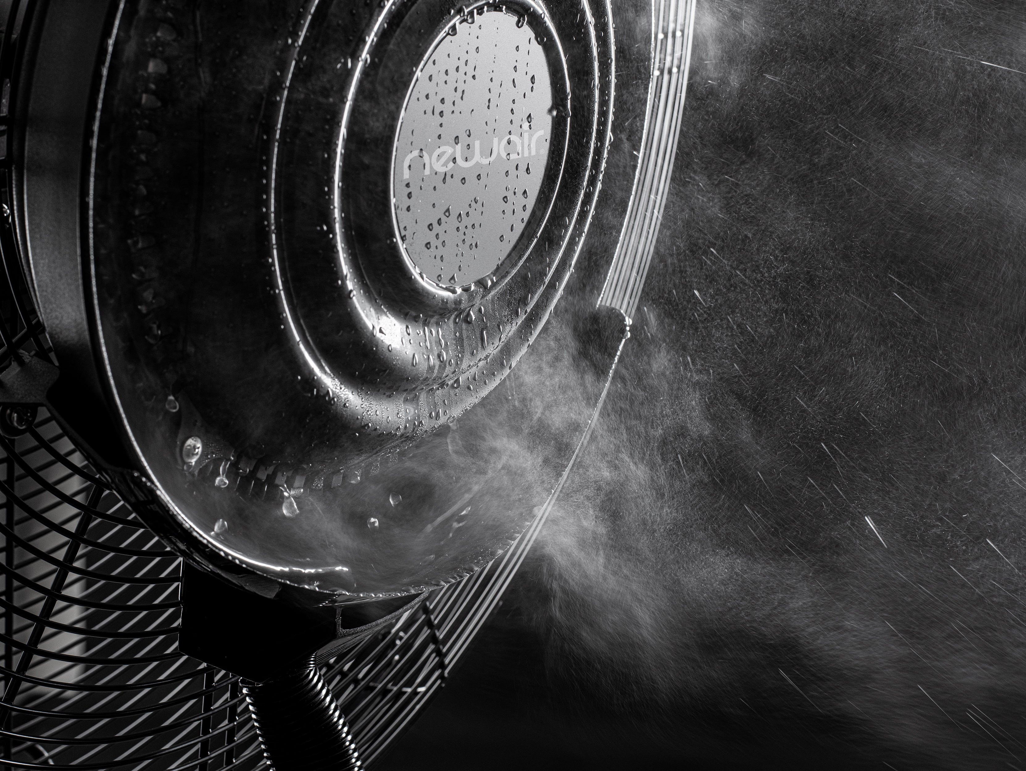 2025 Newair 26-Zoll-Standventilator mit Vernebler