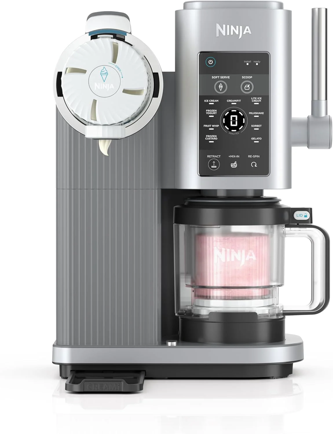 2025 Ninja Swirl is- og softicemaskine fra CREAMi. Sorbeter, milkshakes, frossen yoghurt, lavkalorieprogram og meget mere. 13-i-1. Med softice-håndtag. (2) 16 oz. CREAMi Swirl-beholdere. Til børn og alle aldre. Model NC701
