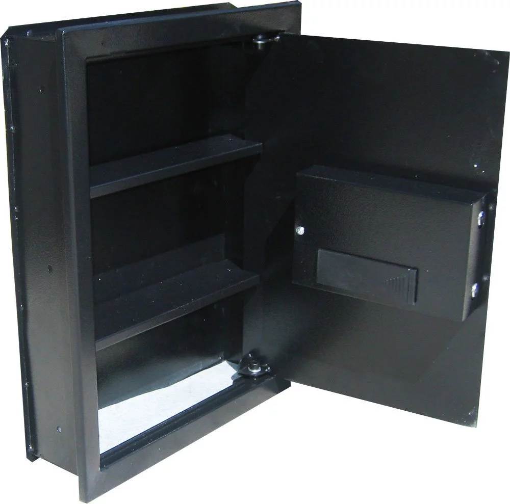 Indbygget elektronisk pengeskab med fingeraftryksadgang – integreret og skjult. Velegnet til håndvåben og kontanter.