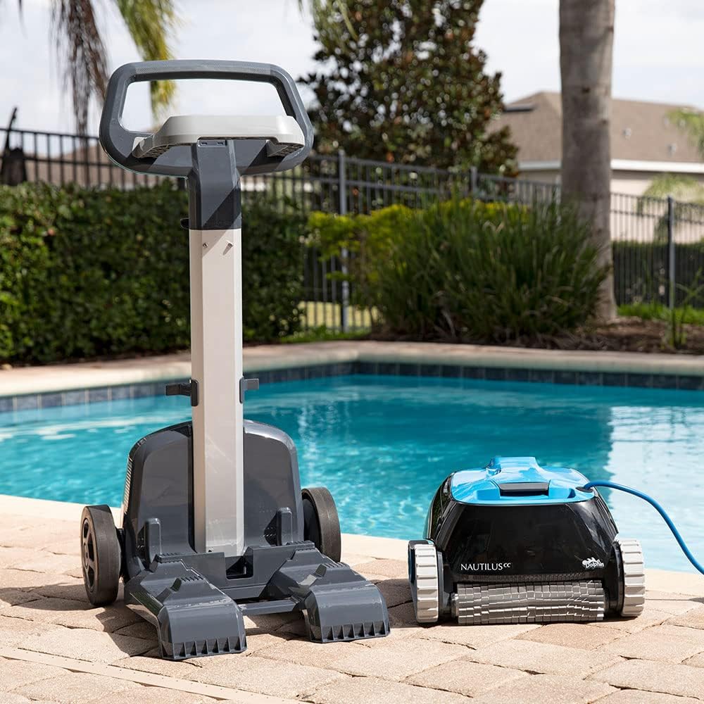 Robot nettoyeur de piscine Dolphin Nautilus CC 2025 pour piscines jusqu'à 10 mètres – Brosse pour grimper aux parois
