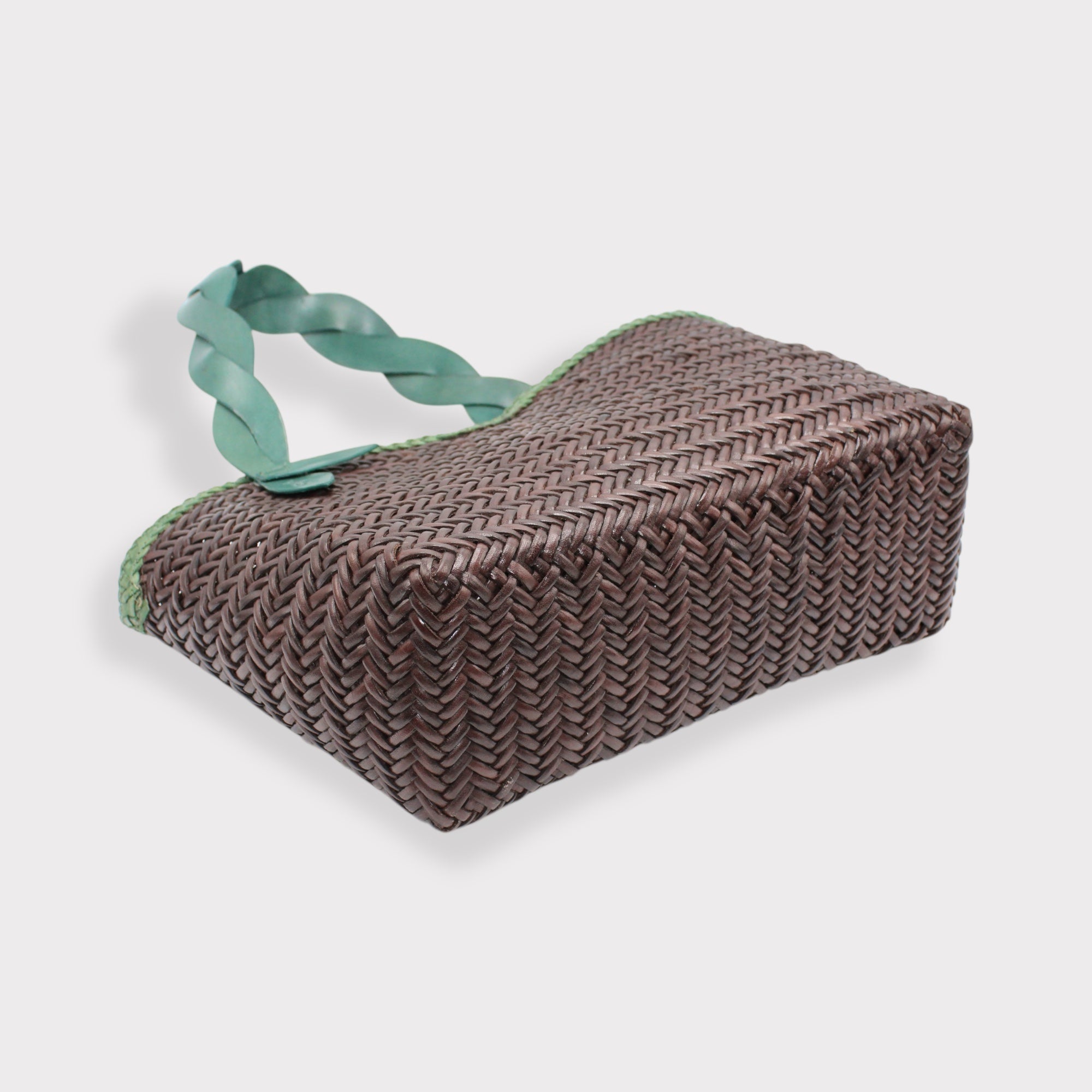 Léafa - Handwoven Leather Shoulder Bag | Green & Coffee