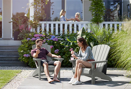 2025 FORSALG: SEPTEMBER – Keter Alpine Adirondack Stol – Grå