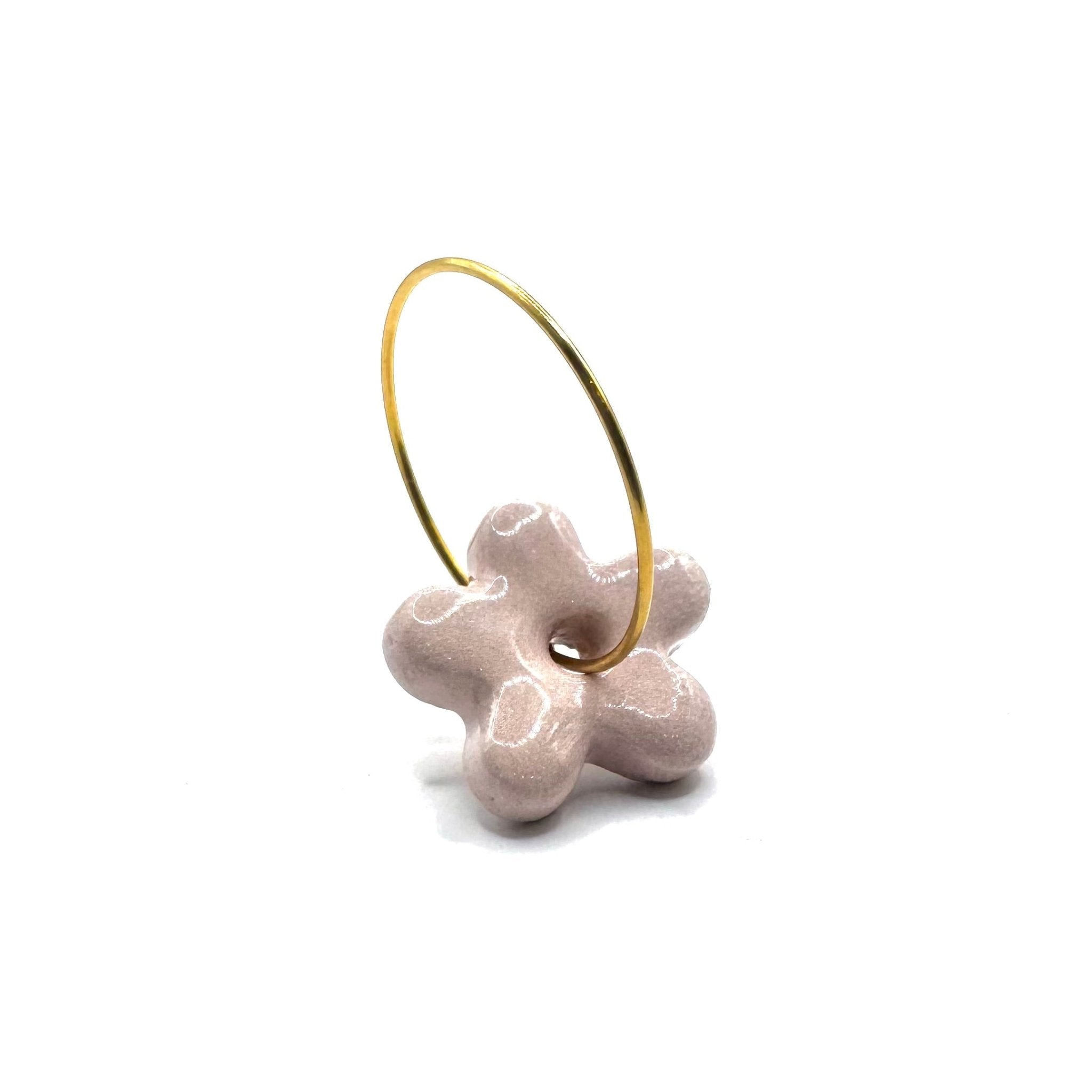 Mimì | Handcrafted pink floral ceramic dangle earrings