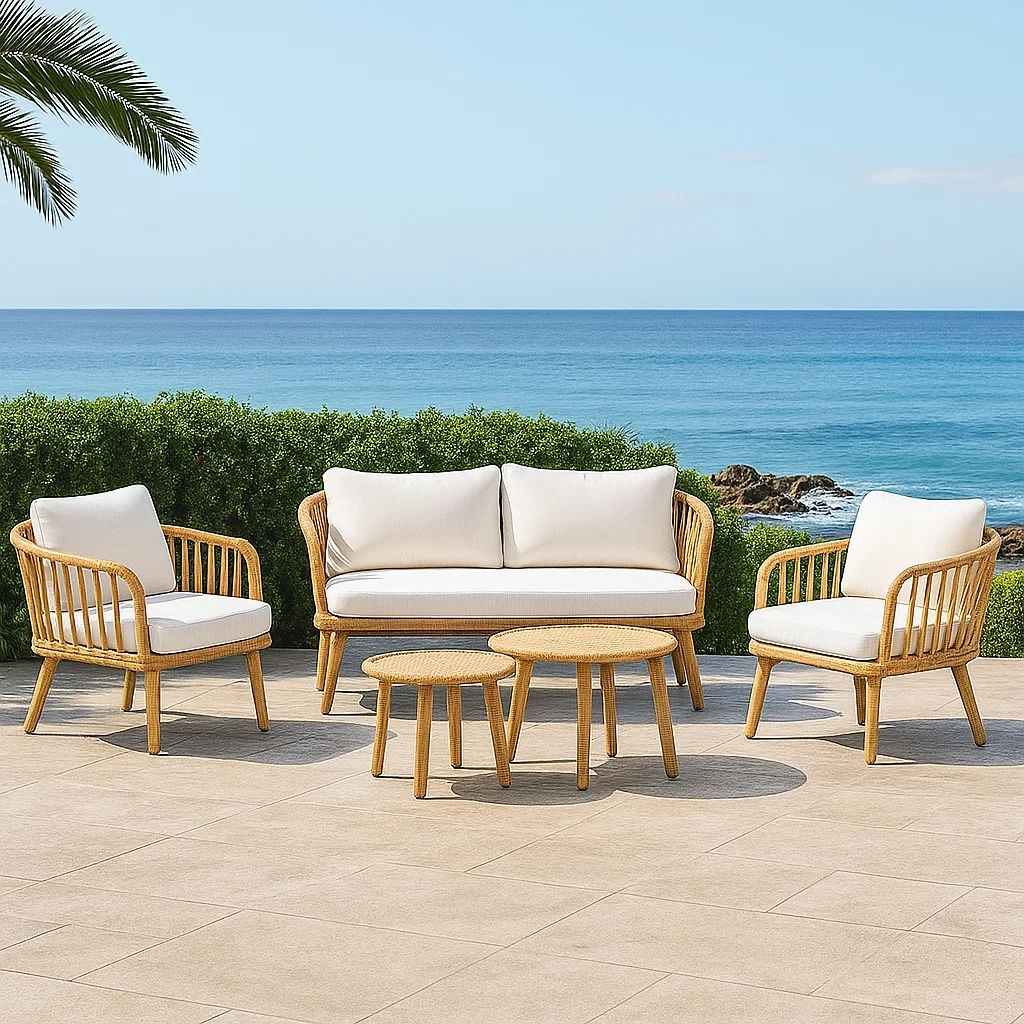 Ensemble de salon de jardin 4 places, en rotin synthétique naturel, canapé 140 x 75 x 75 cm, fauteuils 70 x 70 x 75 cm, table ronde 60 x 40 cm de diamètre, table d