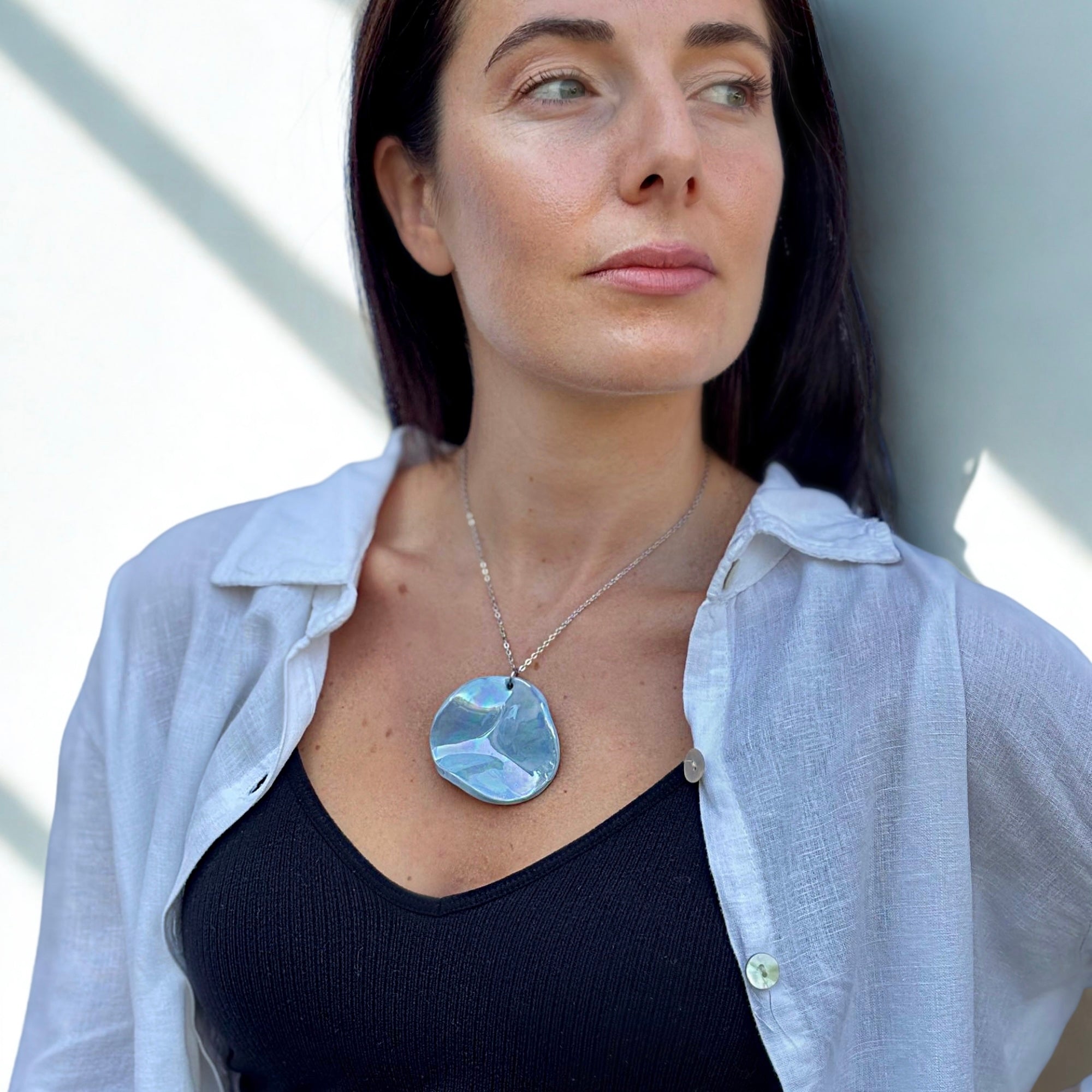 Perla | Handcrafted pearl light blue ceramic necklace