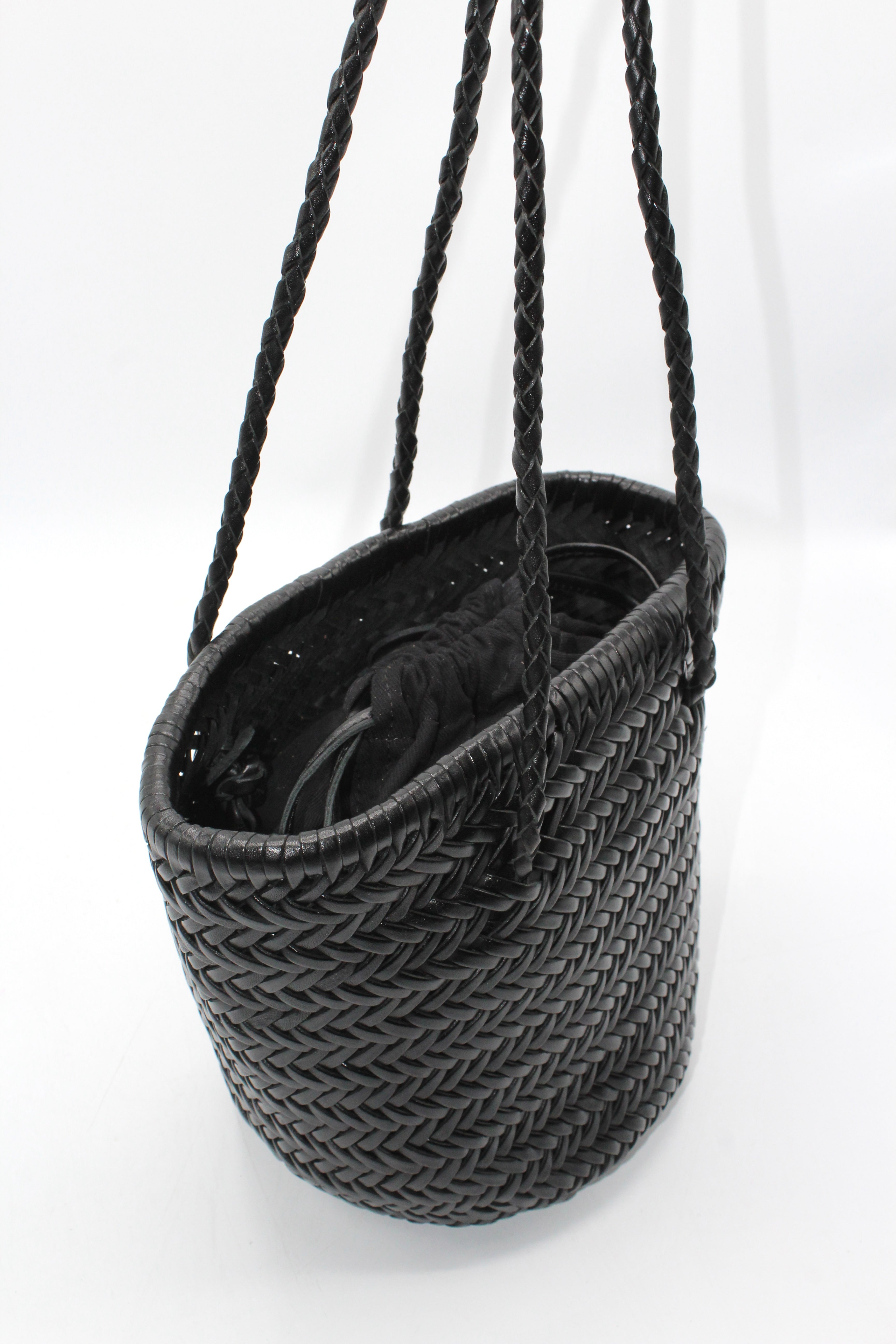 Carmel - Hand Woven Full Grain Leather Bucket Bag Black