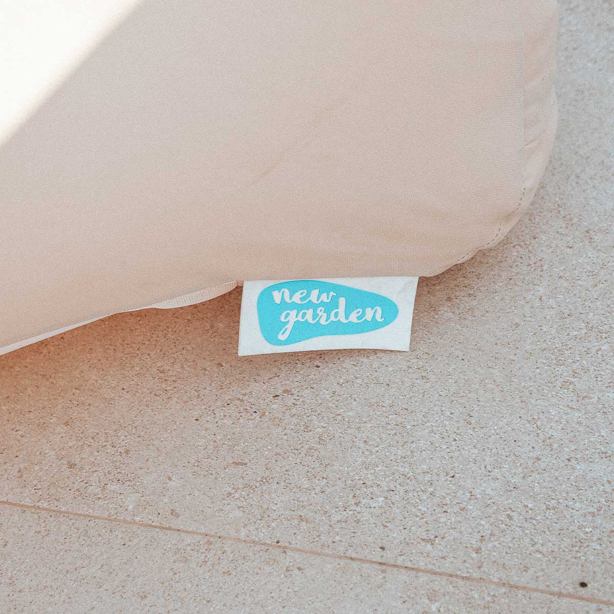 Robuste, aufblasbare Sonnenliege für Garten und Pool (schwimmend) Illetes