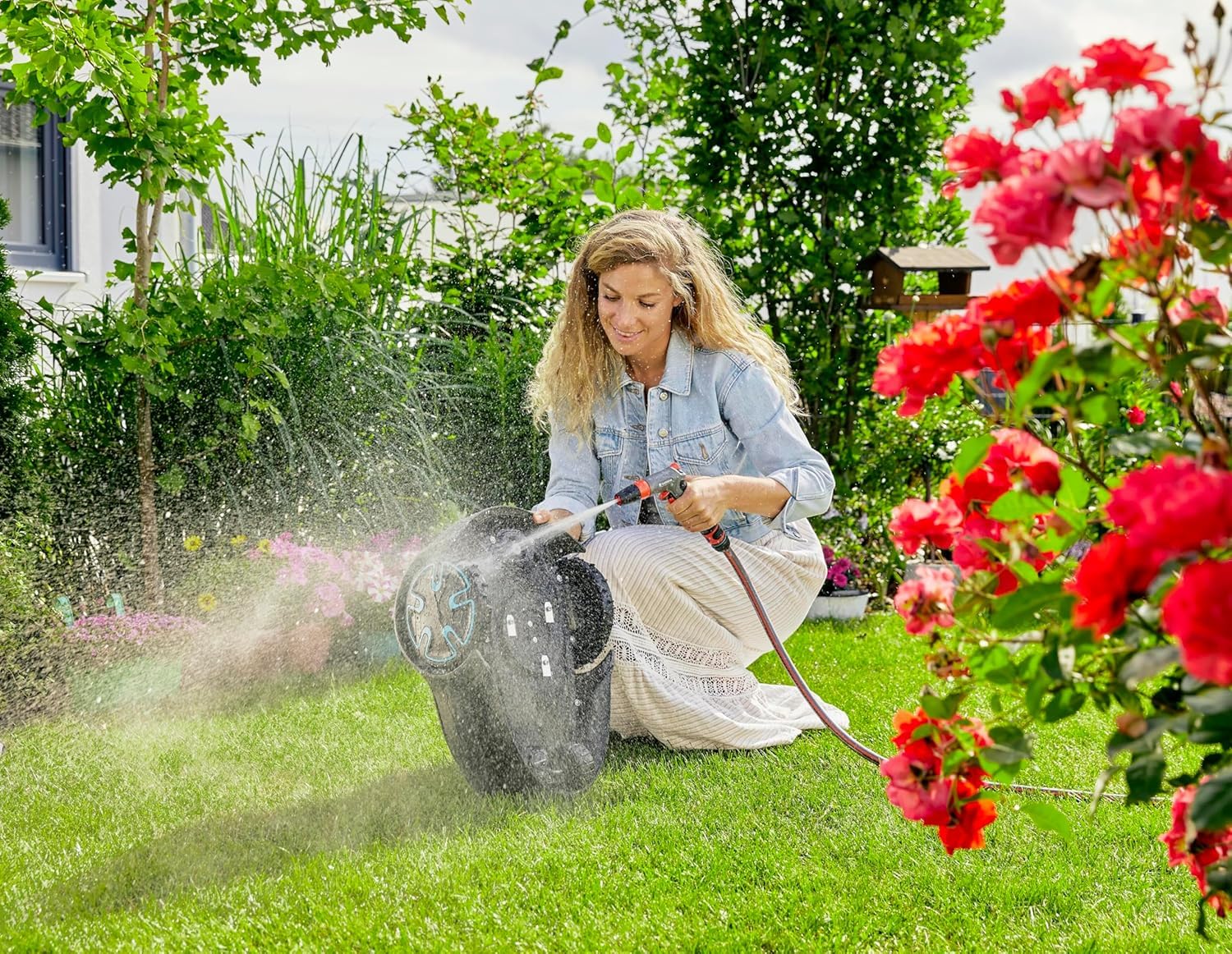 Gardena SILENO Mähroboter (ab 2025), Mindestgröße 350 m²: Intelligenter Rasenmäher mit optimaler Konnektivität. Programmierbar über die Gardena Bluetooth-App (15208-47).