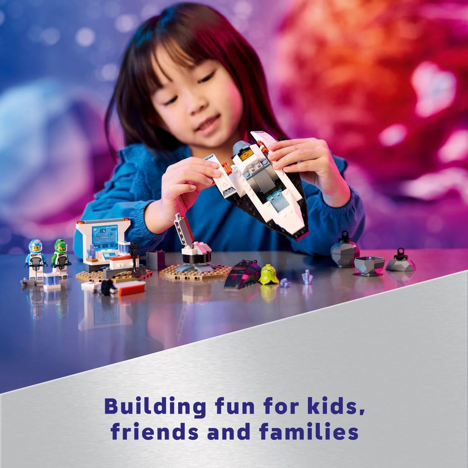 LEGO City Raumschiff- und Asteroidenentdeckungs-Bauset, Geschenk für Kinder ab 4 Jahren, die fantasievolles Spielen lieben, enthält 2 Weltraumcrew-Minifiguren, Alien, Kristalle und Kran, 60429