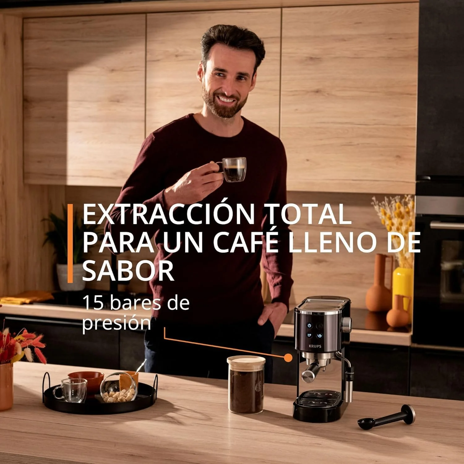 Machine à expresso Krups Virtuoso Essential - 15 bars. Acier inoxydable noir. Design compact et élégant. Arrêt automatique. Expresso et cappuccino. Thermobloc. Buse vapeur. Doseur inclus. XP4418