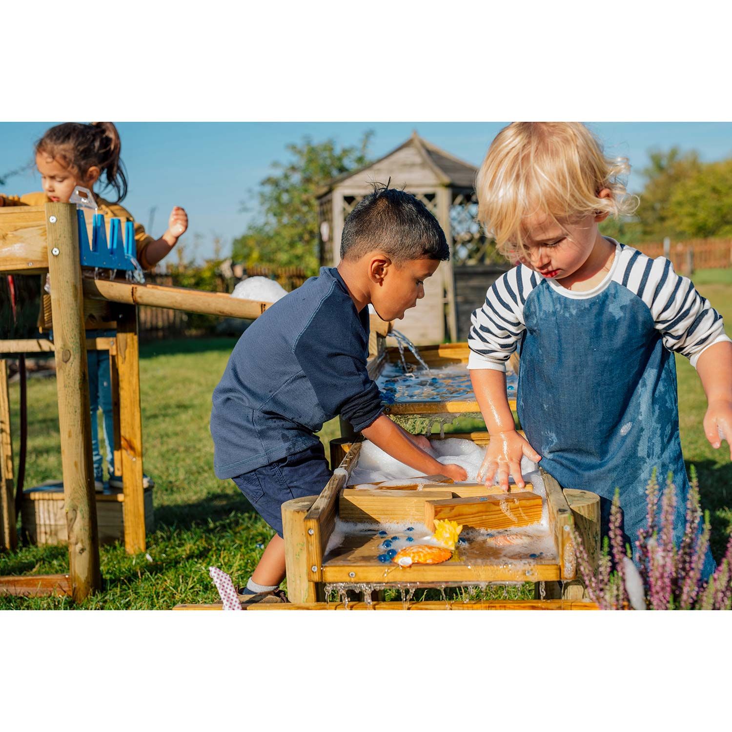 Plum Discovery Forest Vandløb