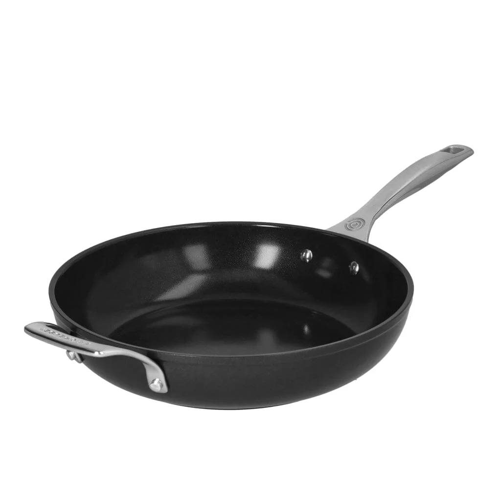 2025 Le Creuset - 30 cm Essential non-stick wokpande
