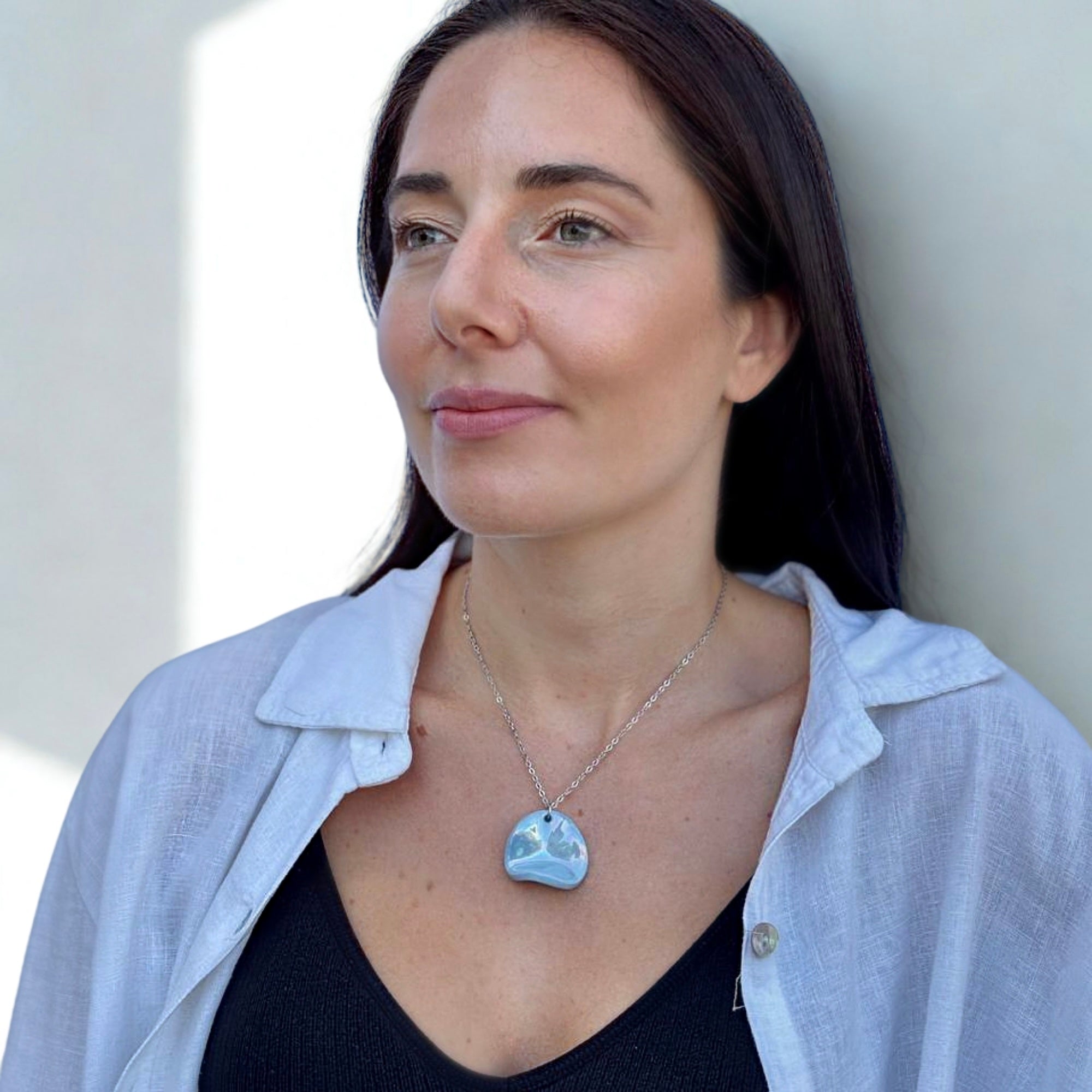 Perla | Handcrafted pearl light blue ceramic necklace