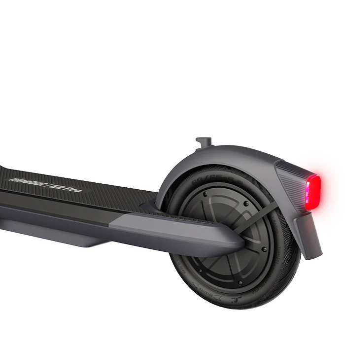 Segway Ninebot E2 PRO Elektroroller, Baujahr 2025