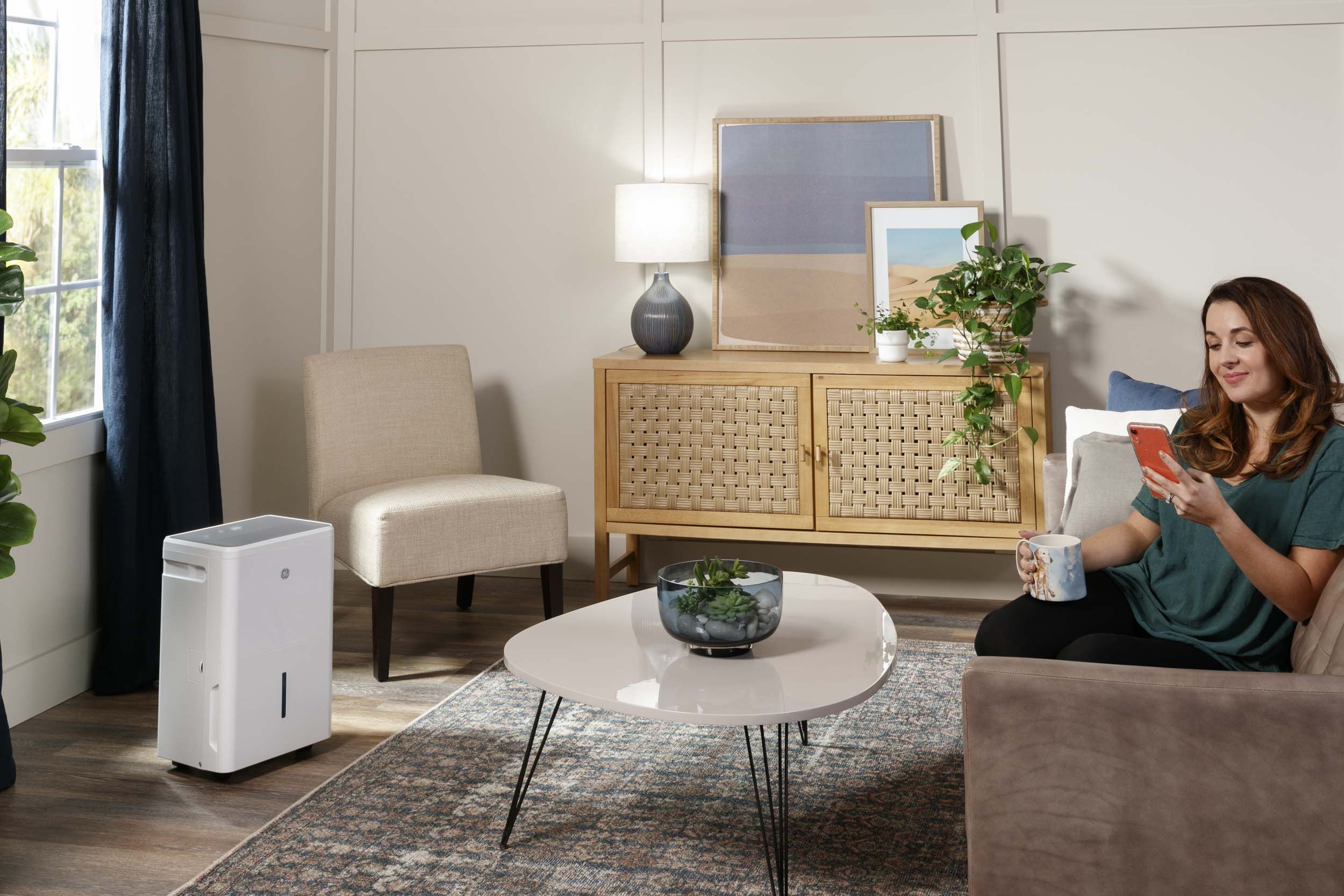 2025 GE Energy Star® 35-pint bærbar affugter med Smart Dry-funktion til meget fugtige rum