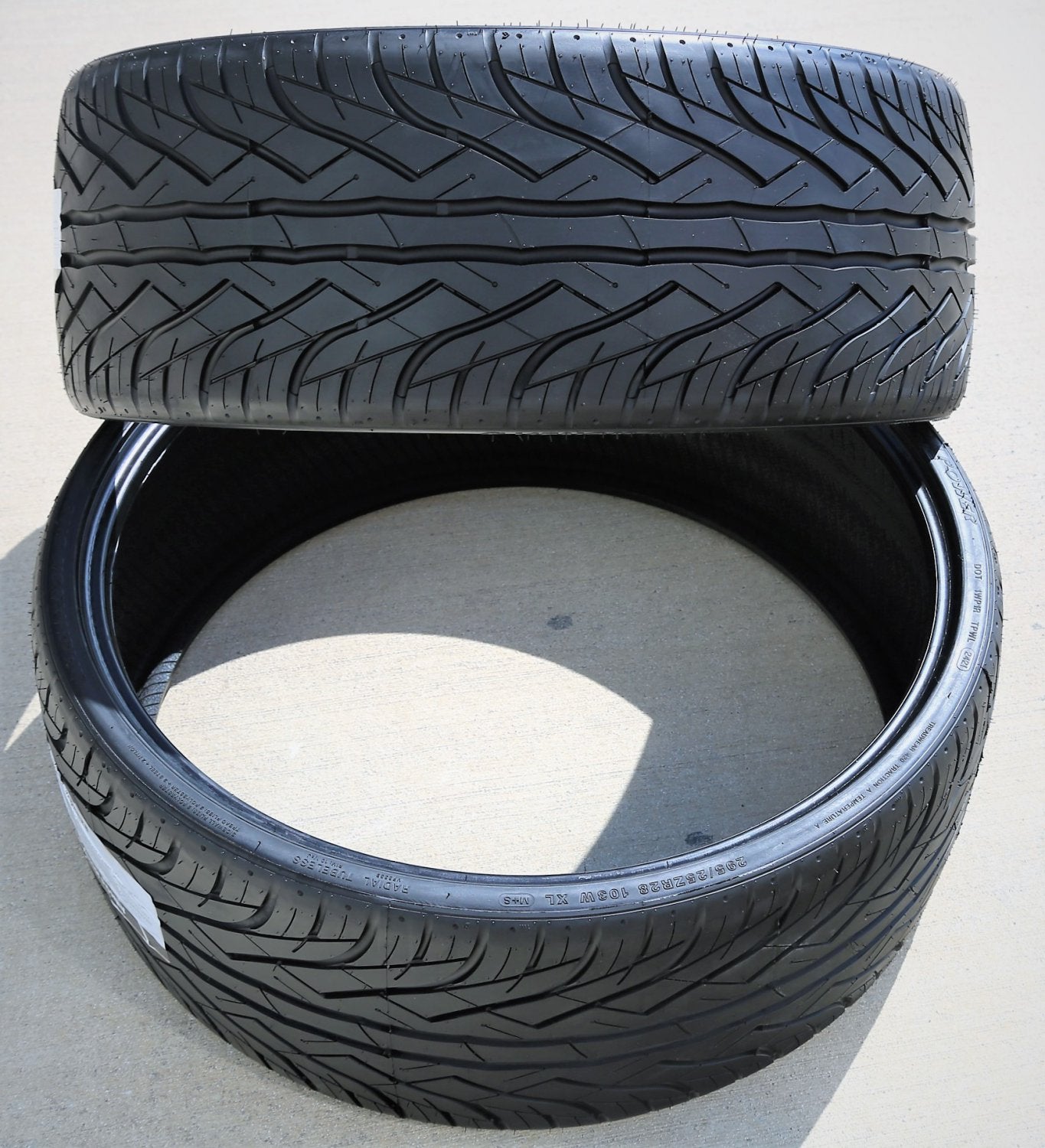 2025 Venom Power Ragnarok One 295/25R28 ZR 103W XL Højtydende M+S Dæk