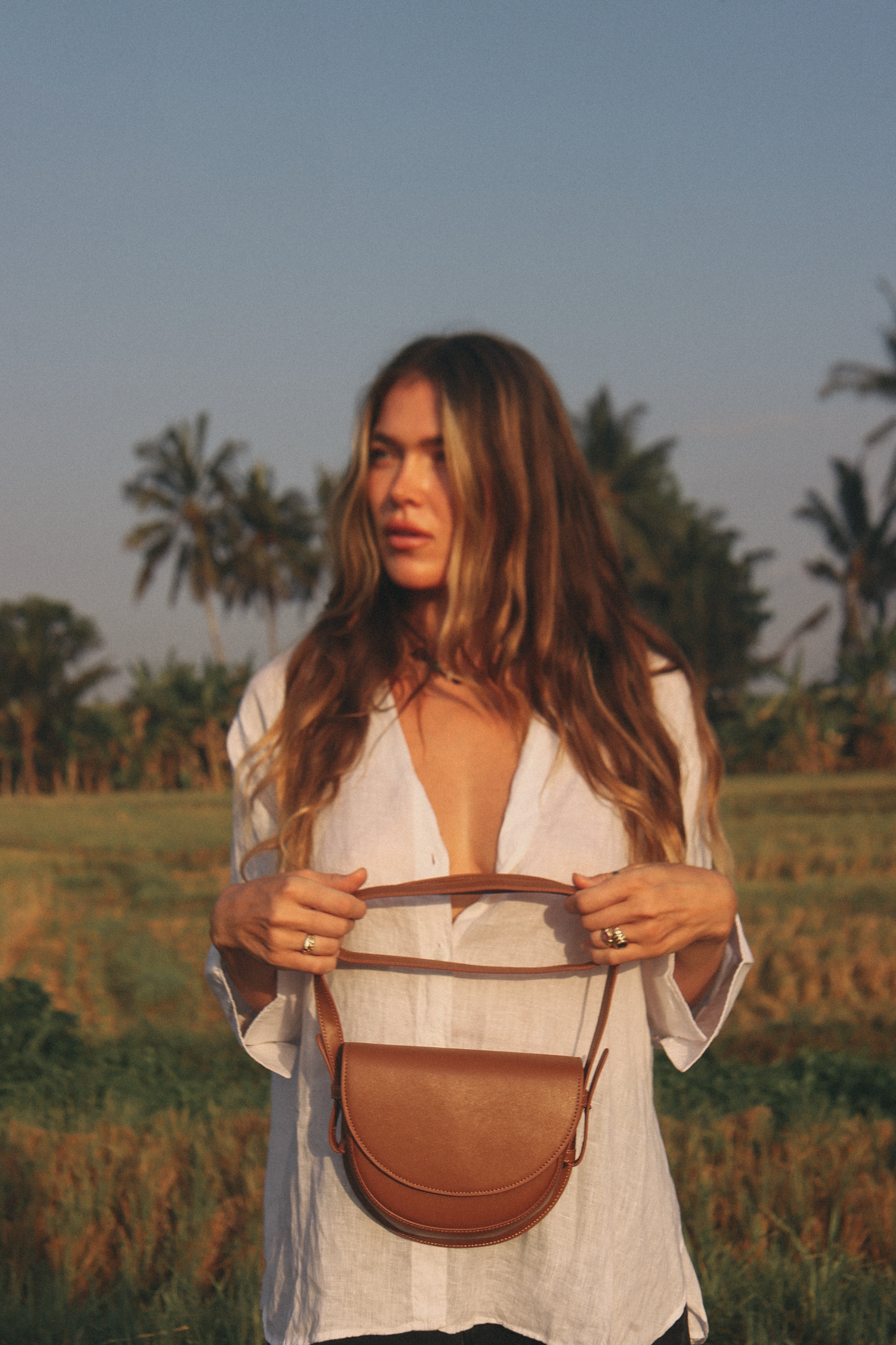 Coco - Apple Leather Saddle Bag - Brown