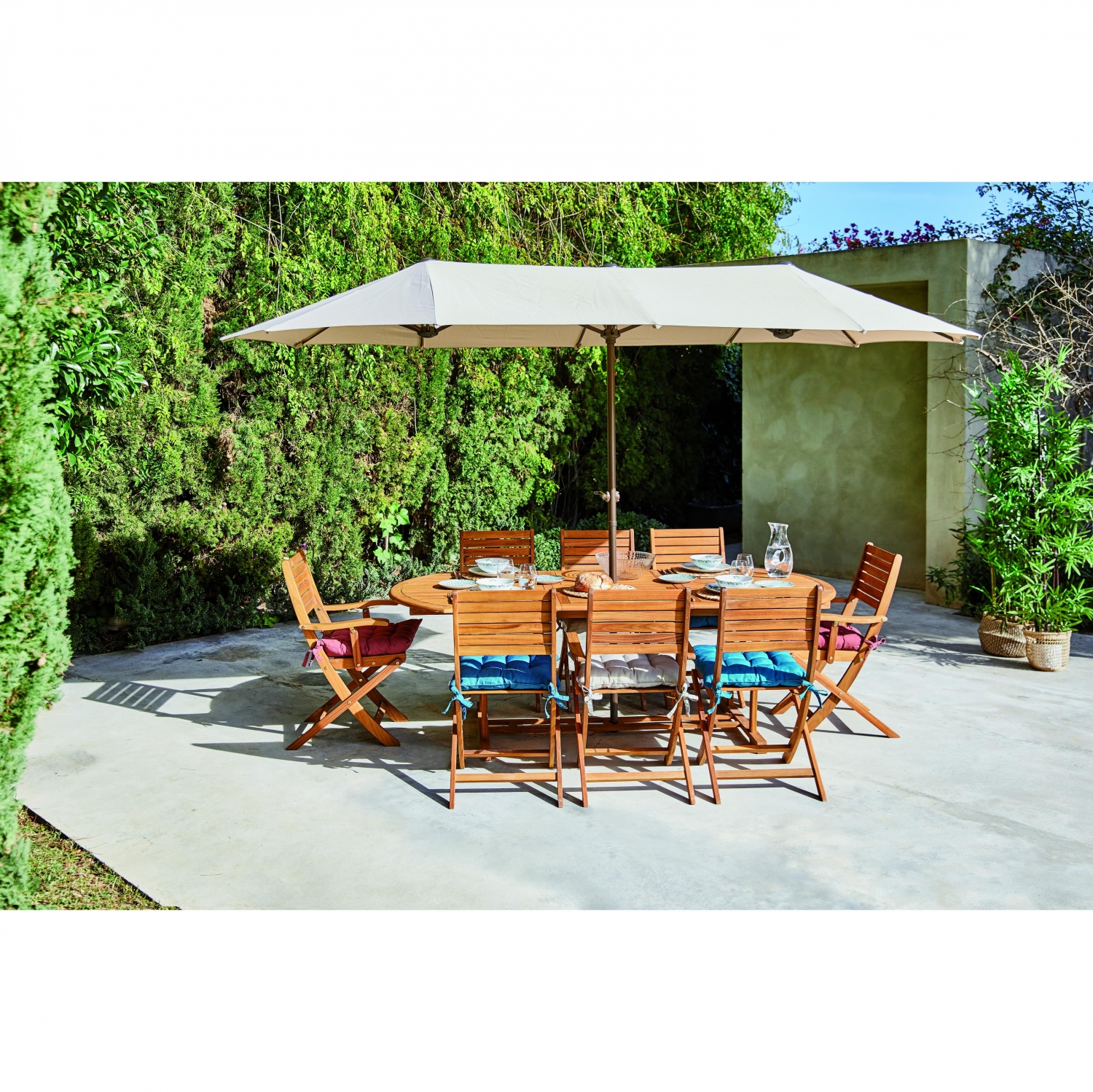 Bali Garten-Set: Ausziehbarer Tisch + 4 Stühle + 2 Holzsessel