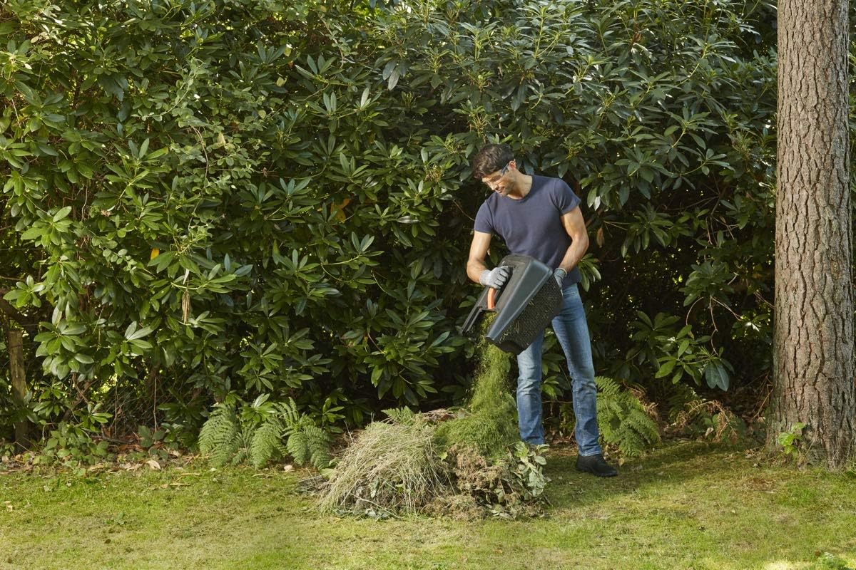 BLACK+DECKER Fahrrad-Rasenmäher, 1600 W, 38 cm Schnittbreite, E-Antrieb, EdgeMax und SoftTouch, 6 Schnitthöhen, 45-Liter-Fangbehälter, BEMW471BH