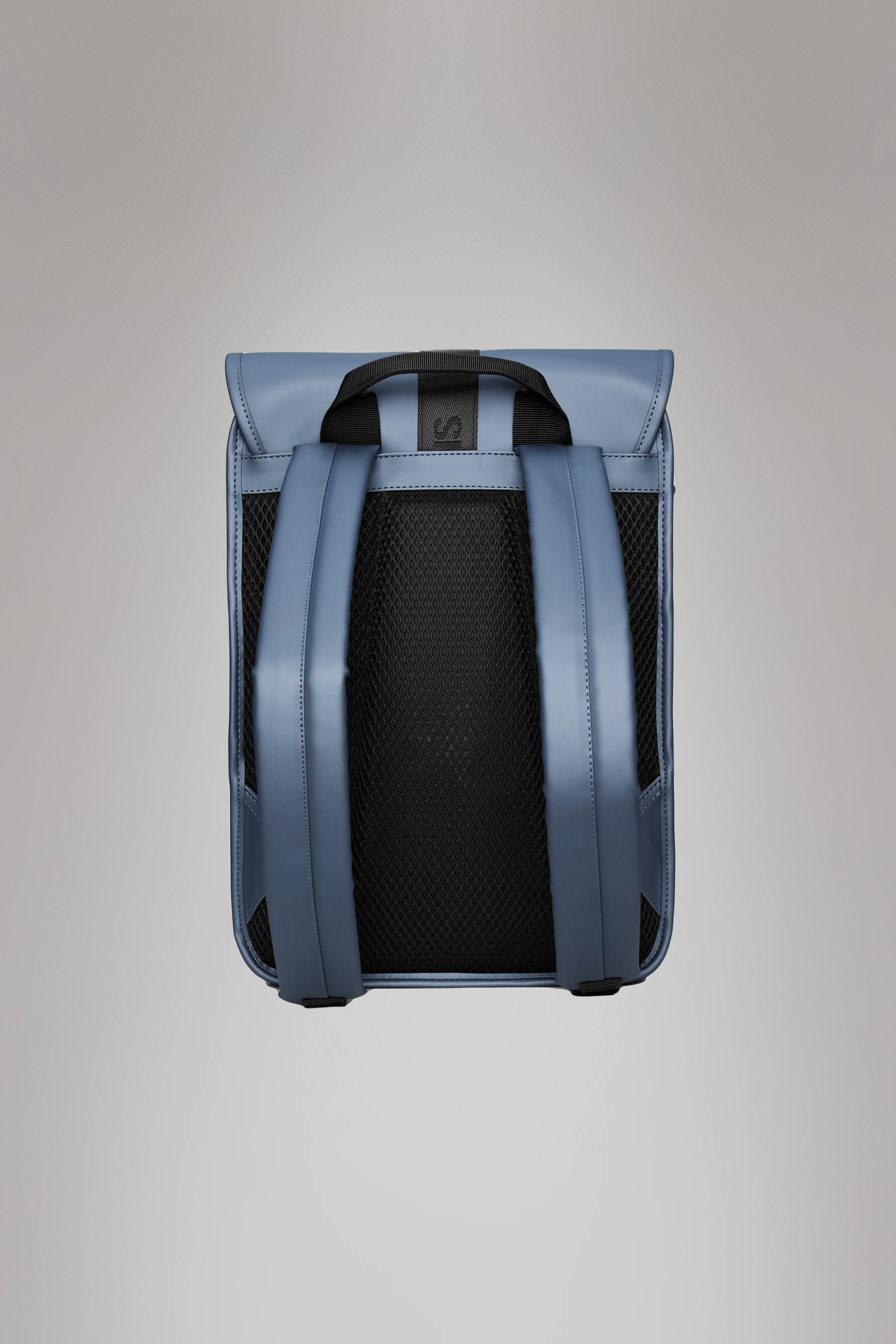 2025 Trail Backpack Mini – Vandafvisende dagrygsæk (15) med klap og gummispænde – PU-stof – Polstret laptoprum