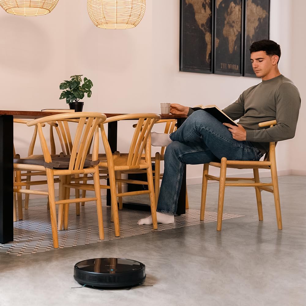 Aspirateur robot Cecotec Conga 999 Map X-Treme avec navigation gyroscopique. Moteur d'aspiration 2000 Pa, 2 brosses latérales, 2 serpillères, autonomie de 120 minutes, application et télécommande.