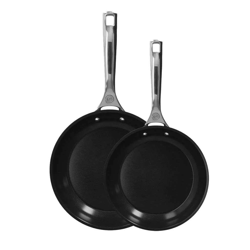 2025 Le Creuset - Essential Non-Stick Stegepandesæt 24/28 cm