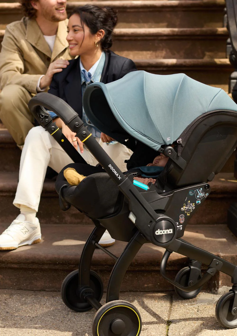 2025 „Doona X“ Autositz Nitro Schwarz