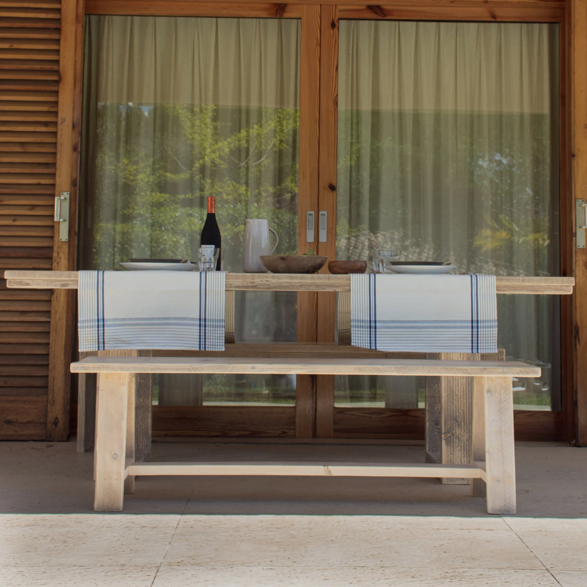 Table d'extérieur Ayres