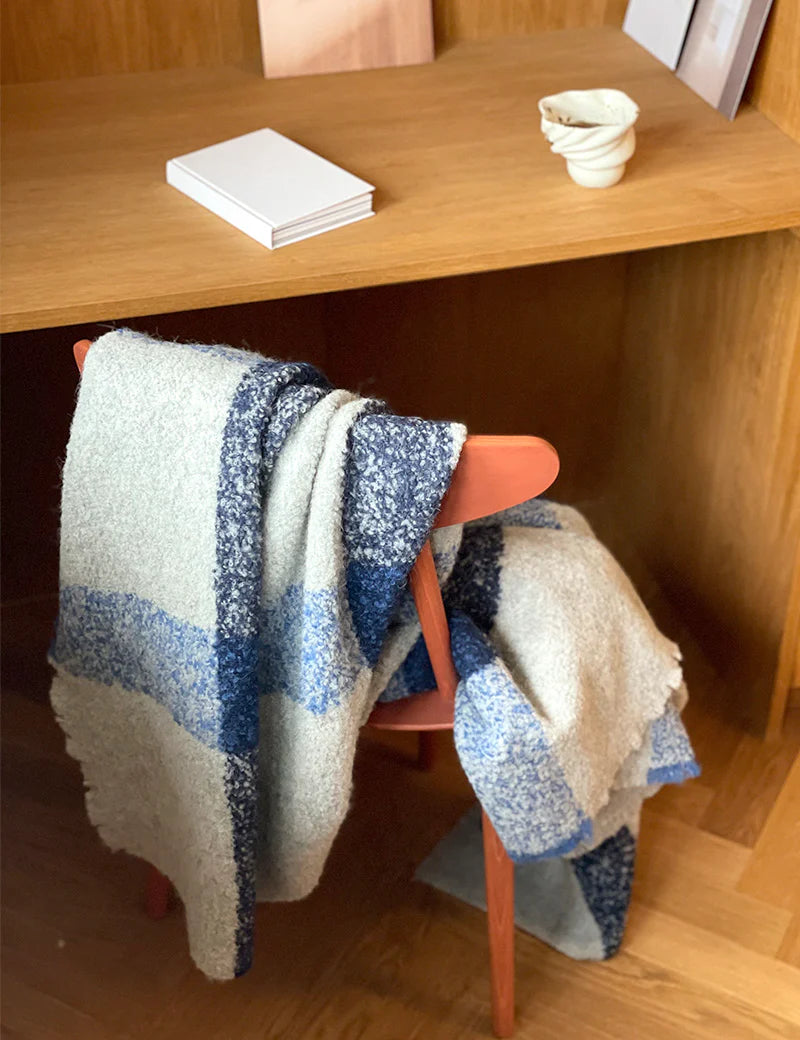 Lava Throw - Cobalt Blue