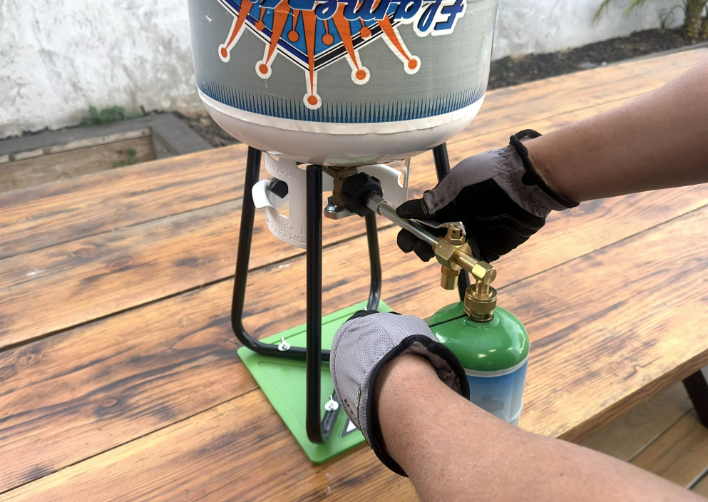 Flame King 1 lb genopfyldelig propangasflaske med genopfyldningssæt