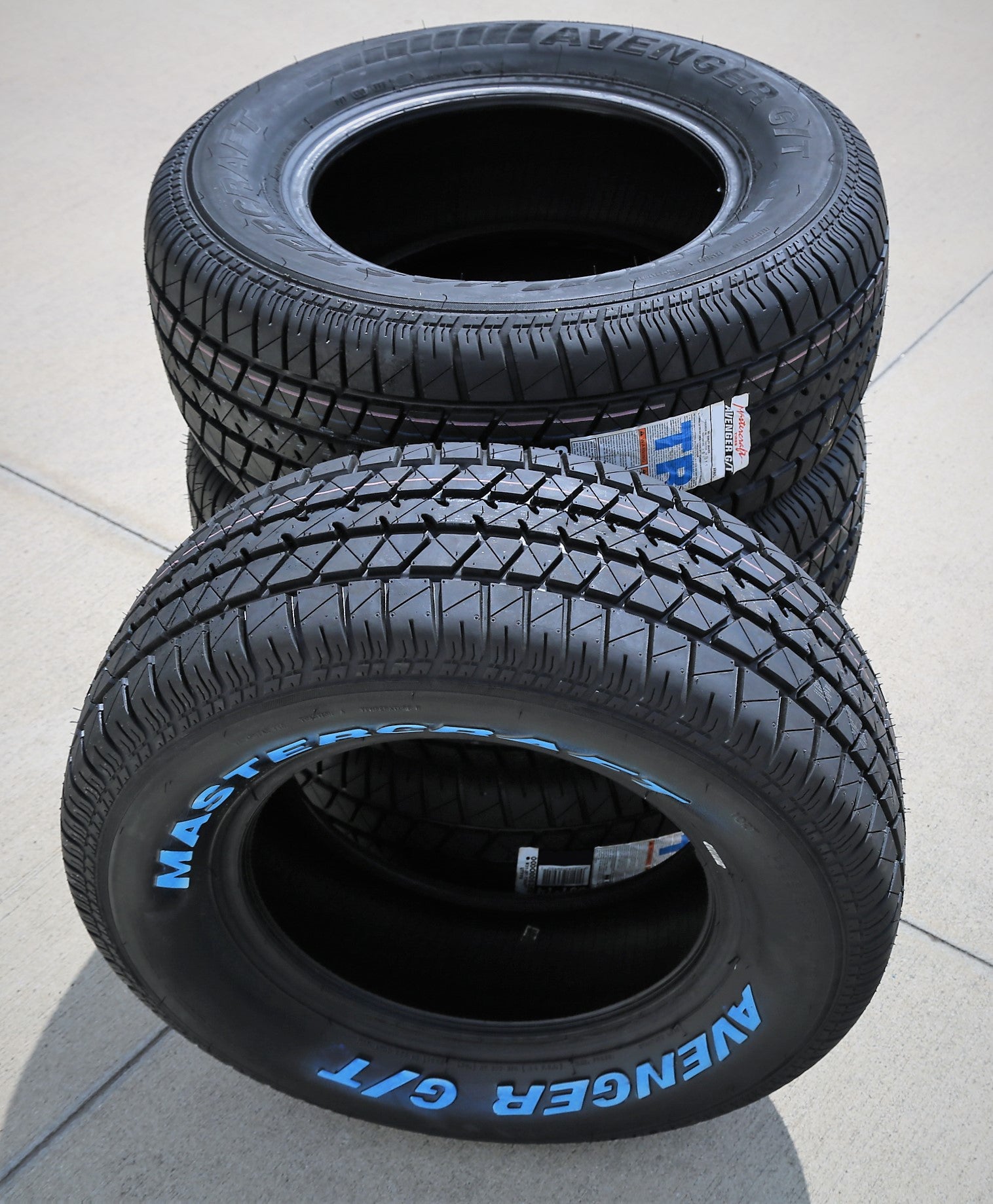 Pneu toutes saisons Mastercraft Avenger G/T 235/70R15 102T AS (2025)