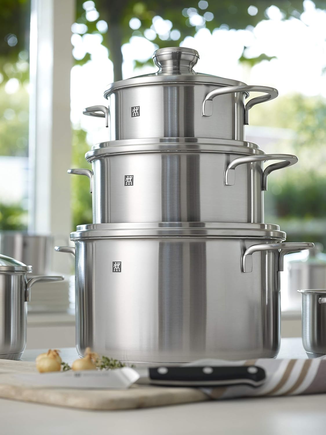 ZWILLING Flow Kochgeschirr-Set, 4 Deckel, induktionsgeeignet, Edelstahl, 5-teiliges Set