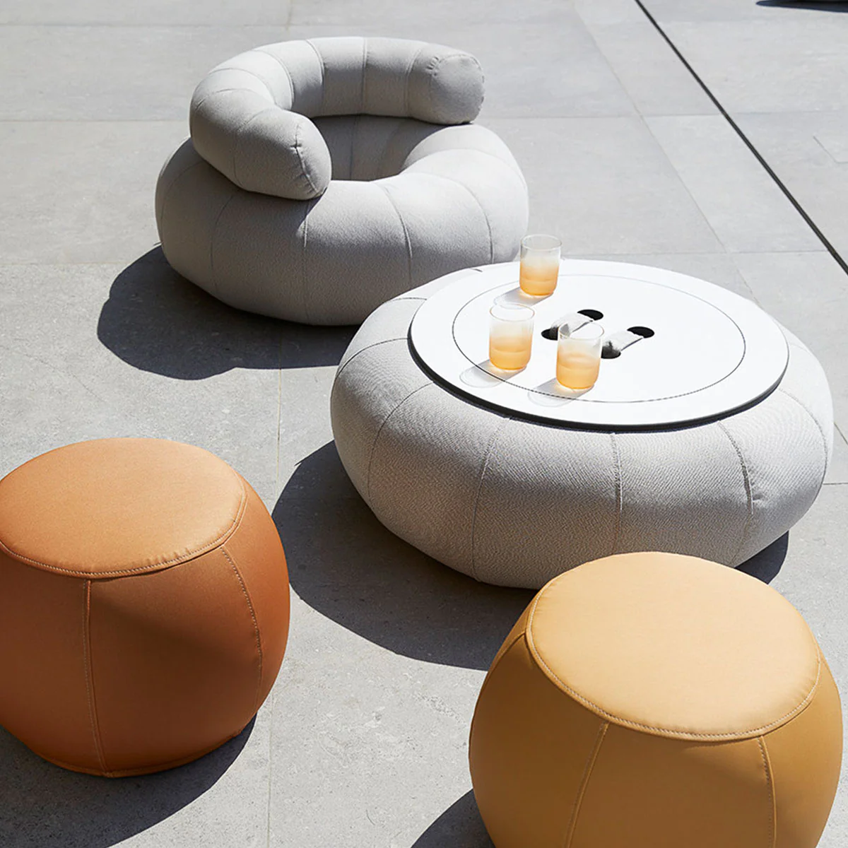 Don Out Floating Sofa