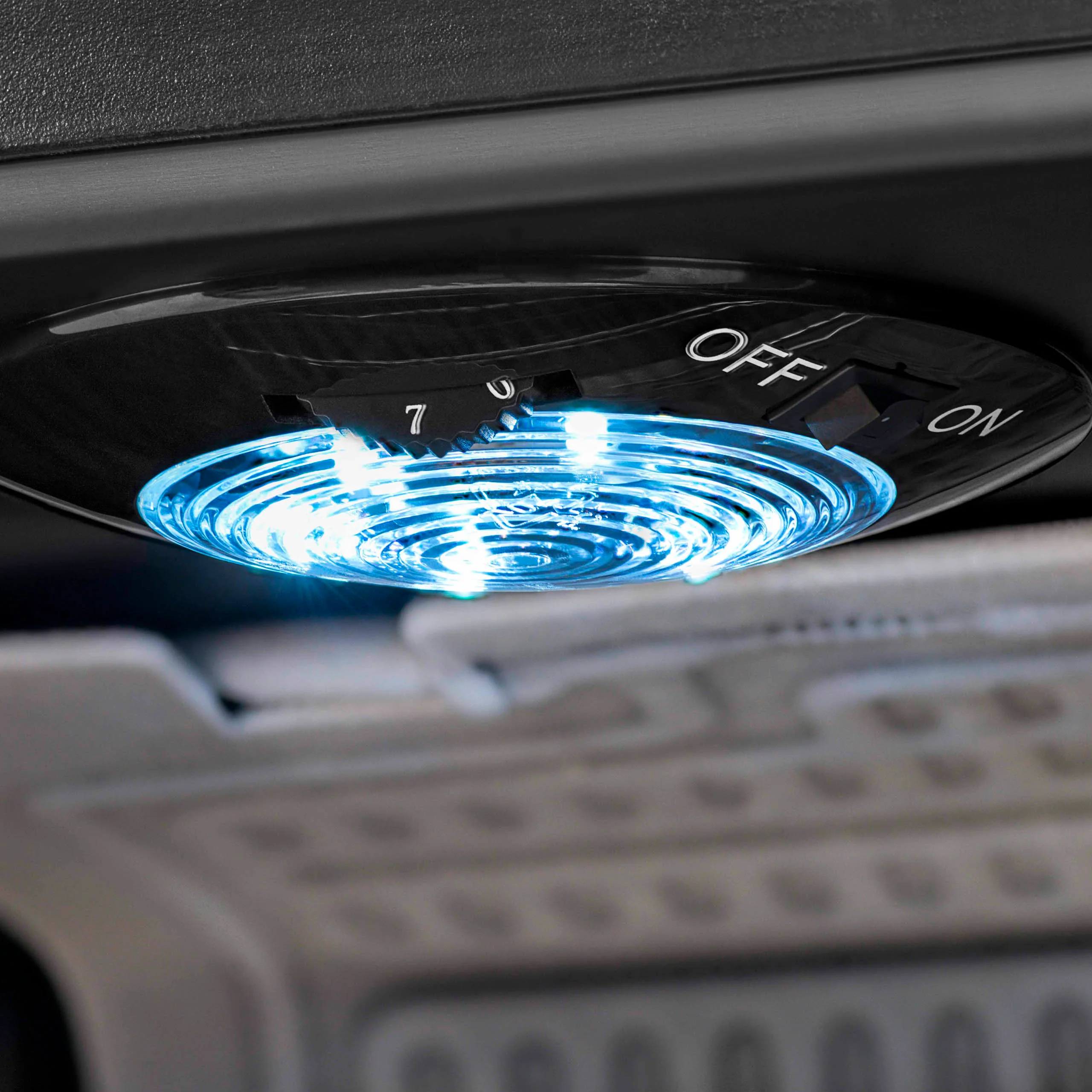 2025 Newair® Freistehender Getränkekühlschrank aus Edelstahl – 90 Dosen – 17