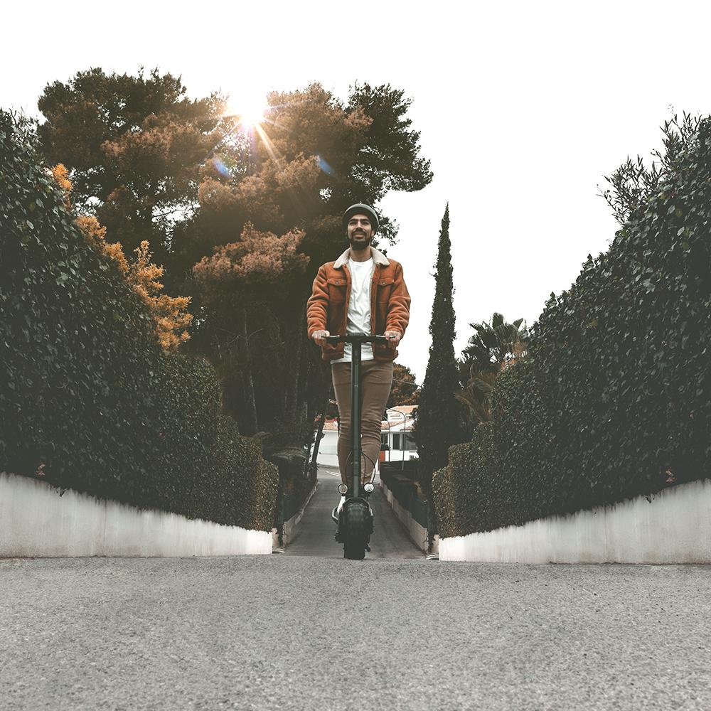 Bongo Series Z Offroad Dunkelgrün