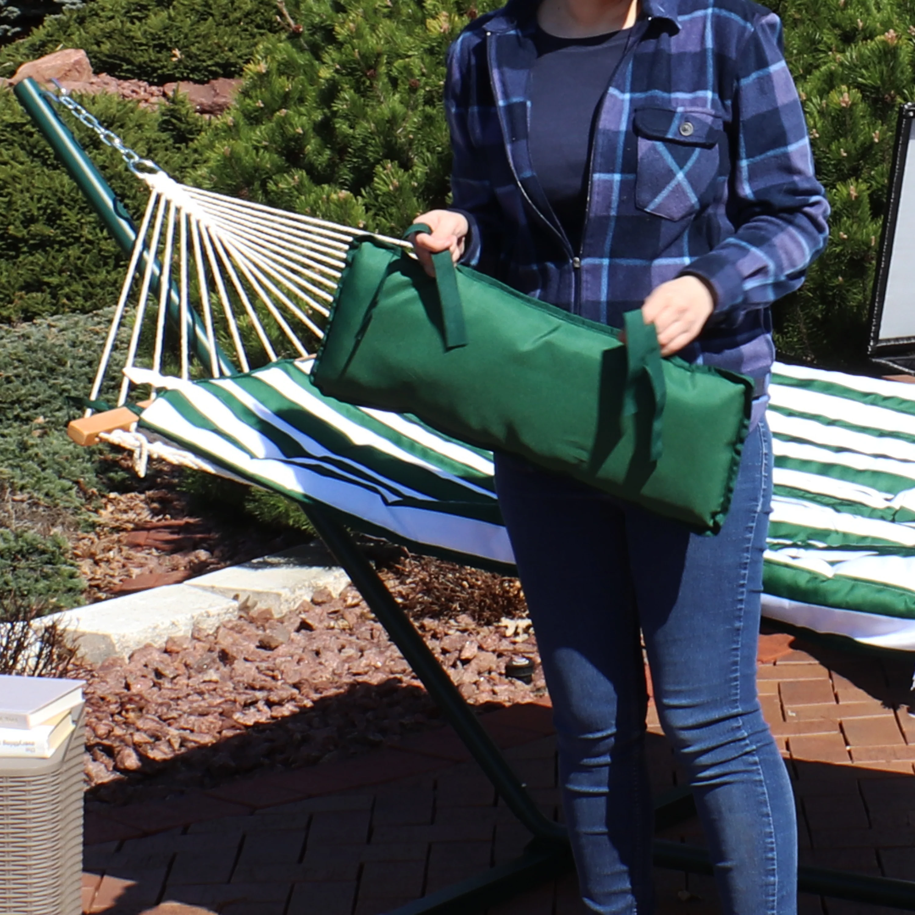 2025 Sunnydaze 12' rebhængekøje med stålstativ, madras og pude