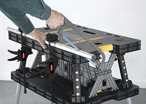 Table de travail pliante pour scie à onglet Keter, outils et accessoires de menuiserie avec serre-joints de 30 cm inclus – Rangement facile dans le garage, noir/jaune