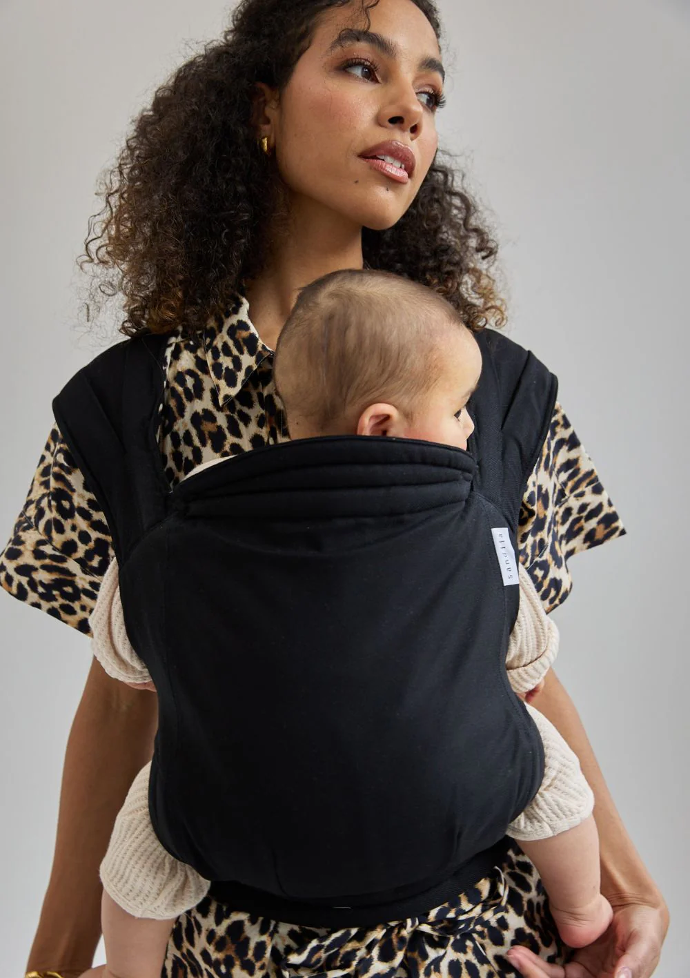 2025 'Tidløs' Babybæresele Sort