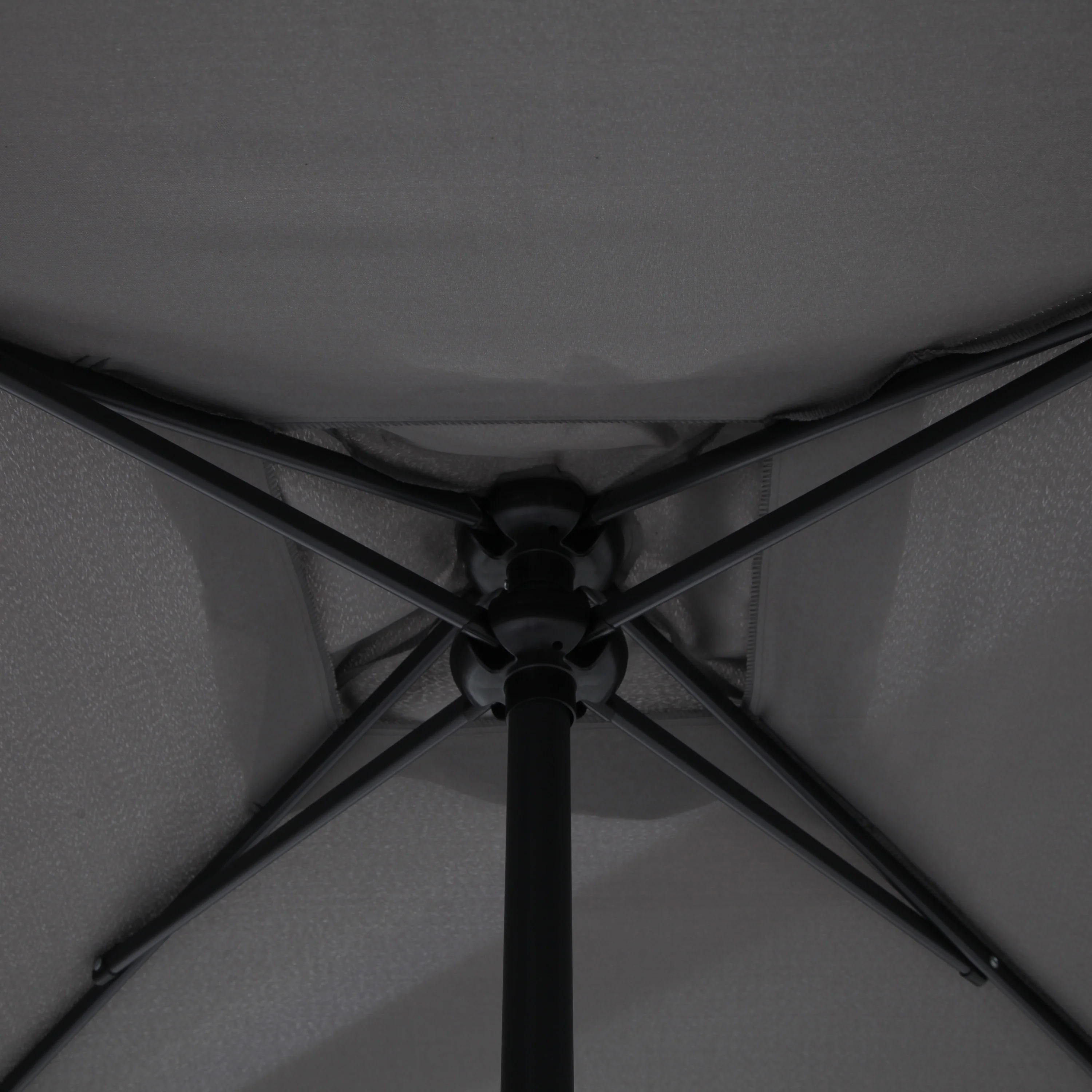 2025 Mainstays Albany Lane 6-delt udendørs spisebordssæt med parasol. Stål. Rød