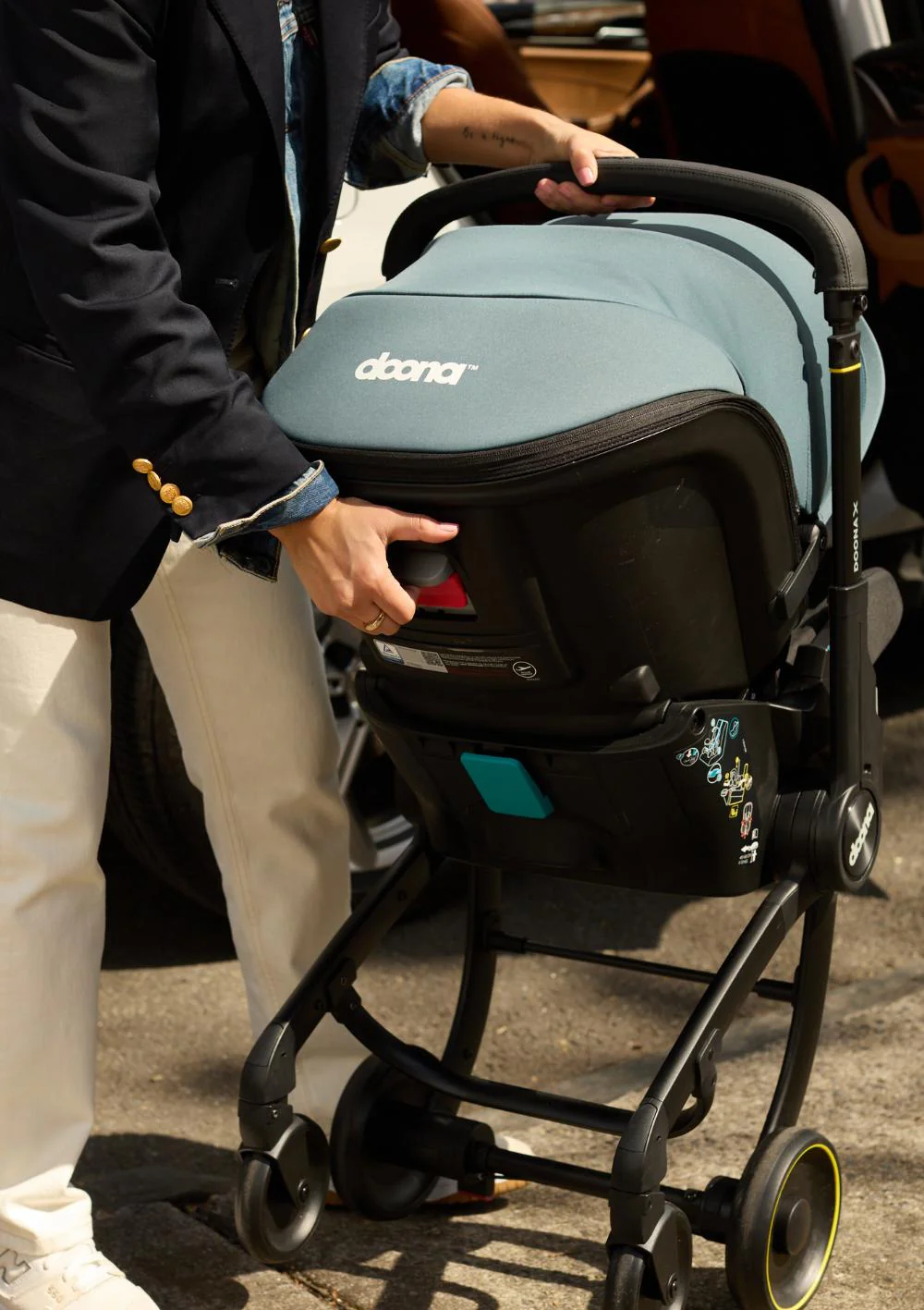 2025 „Doona X“ Autositz Nitro Schwarz