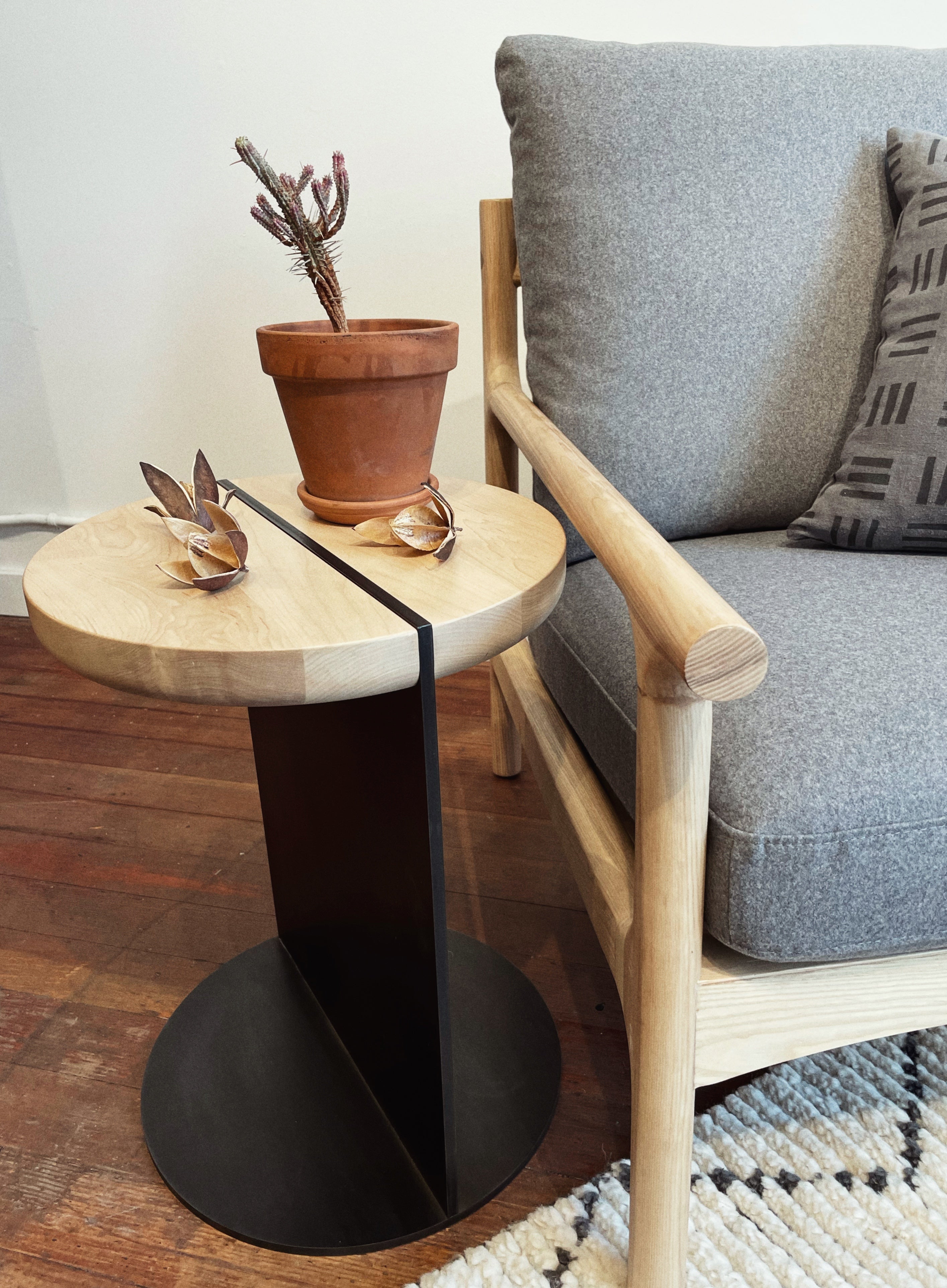 Mesa auxiliar Dial - Fresno blanco