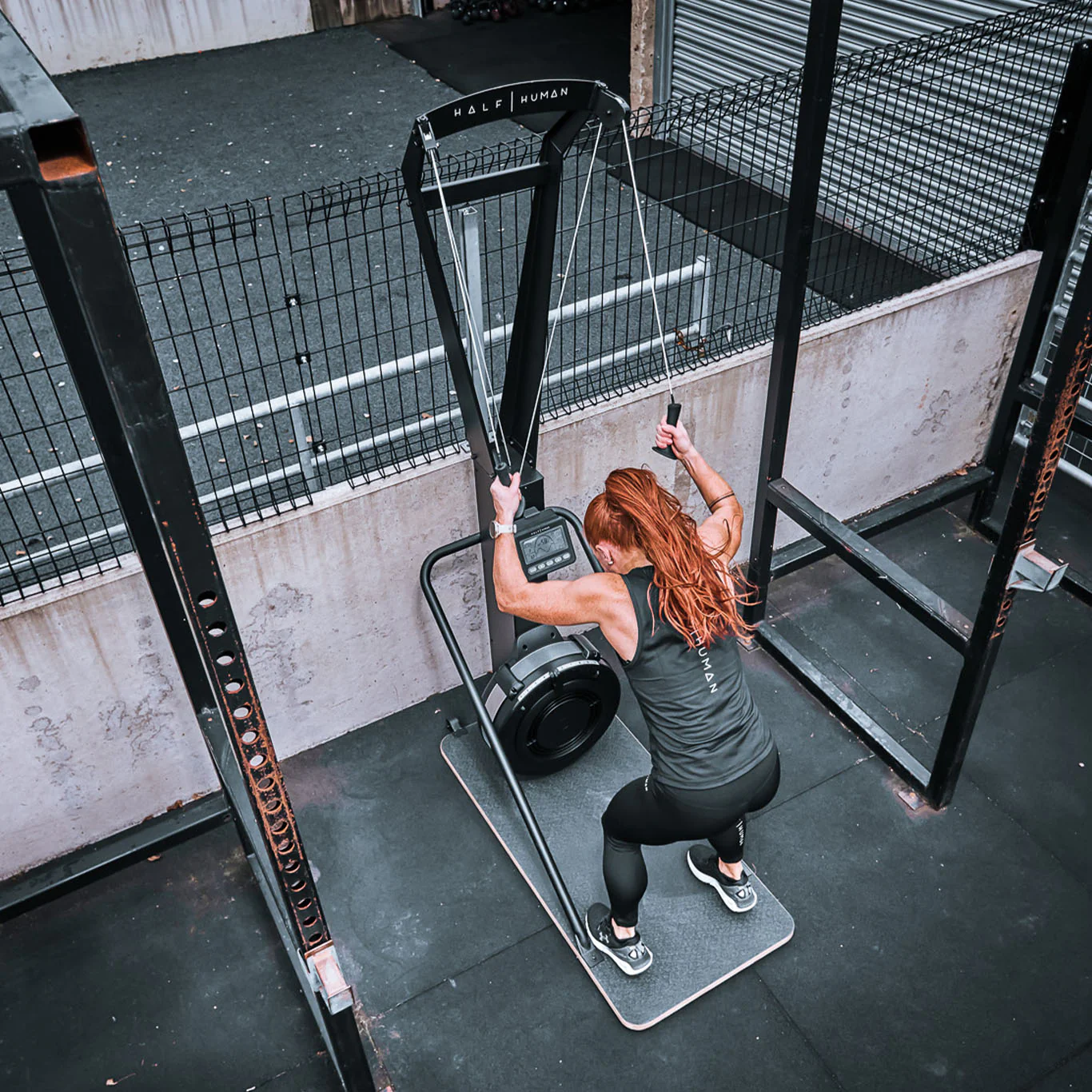 Halvmenneskelig luftskimaskine med gulvstativ