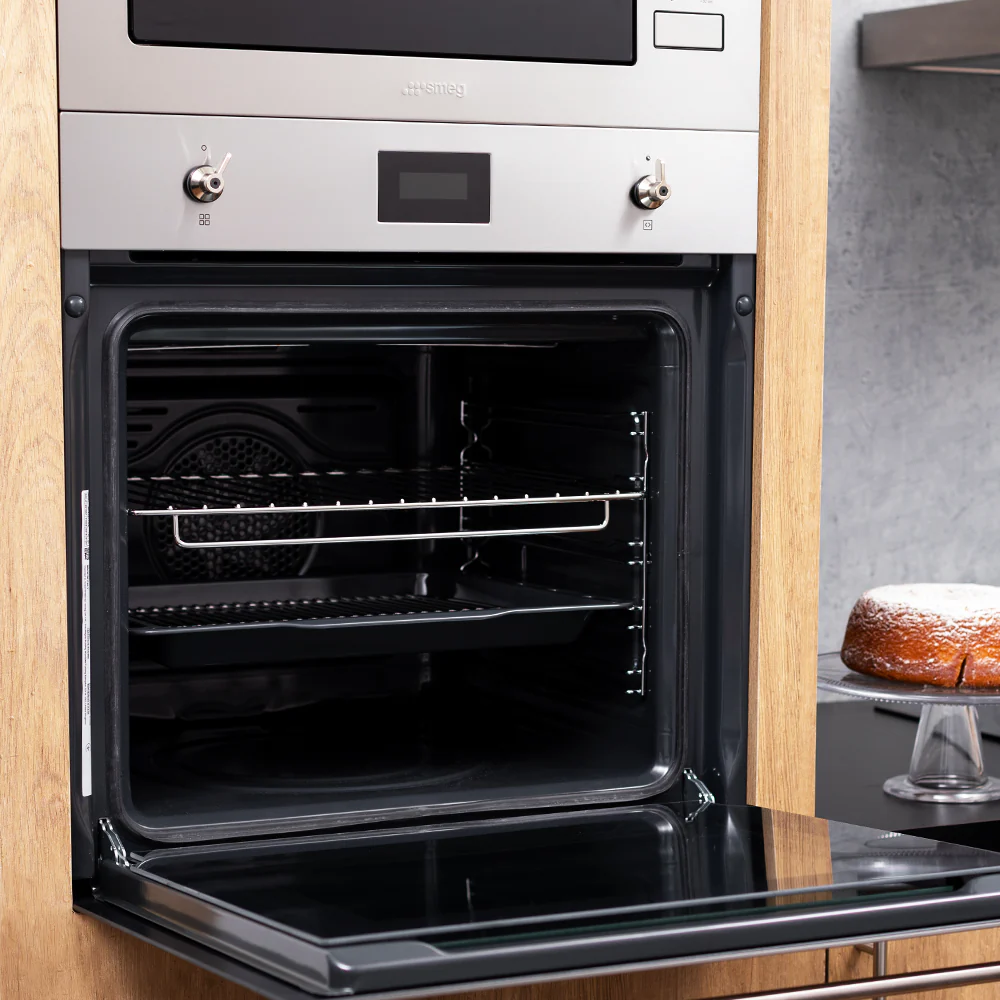 2025 Smeg SF6301TVX 70L Indbygget Ovn