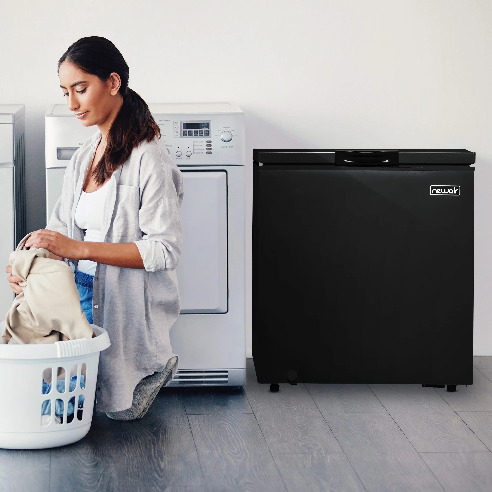 Newair Mini-Gefriertruhe (Modelljahr 2025) – 5 Kubikfuß – Schwarz