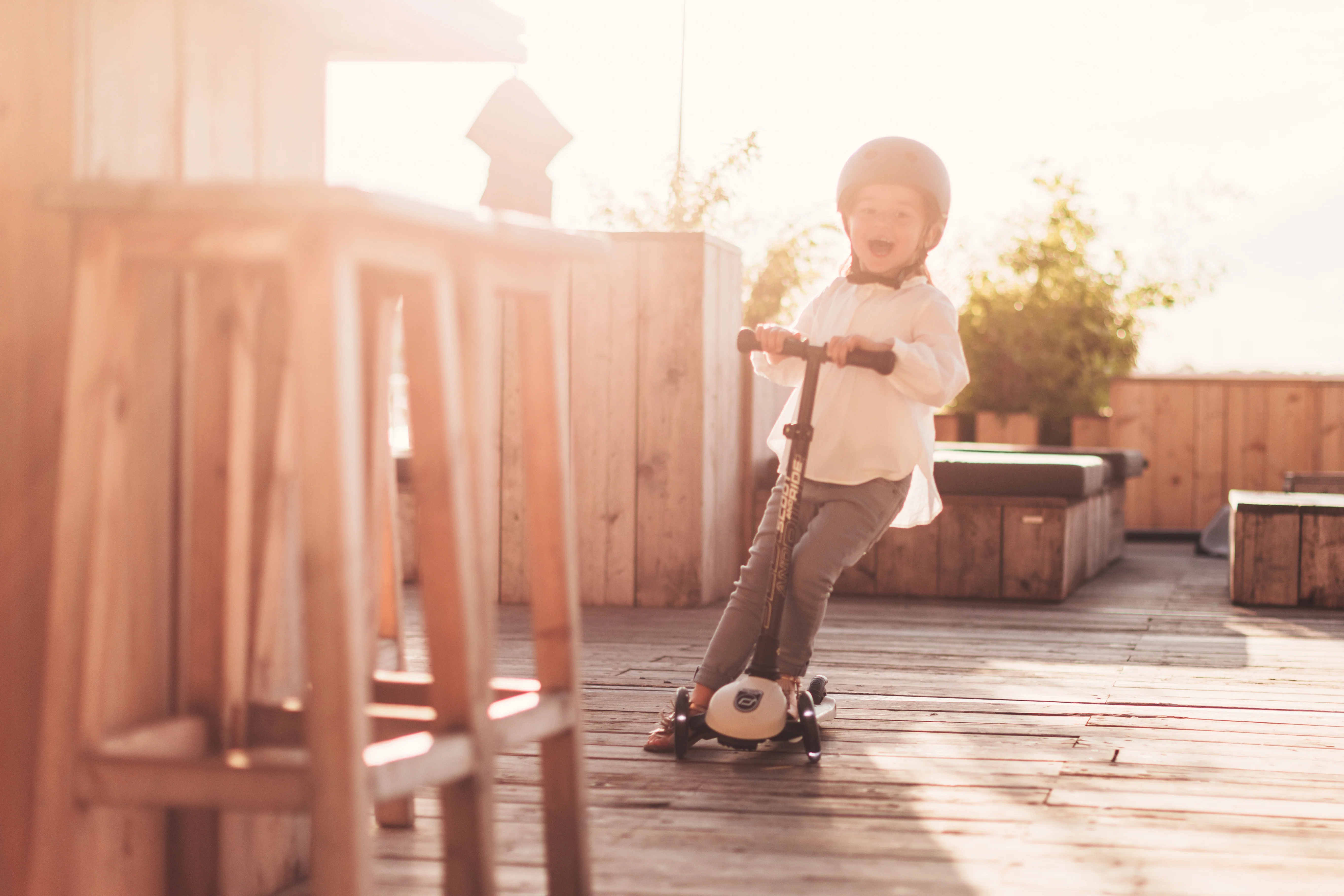 Trottinette Scoot & Ride Highwaykick 3 LED pour enfants (modèle 2025). Pliable. Roues lumineuses. De 3 à 6 ans.