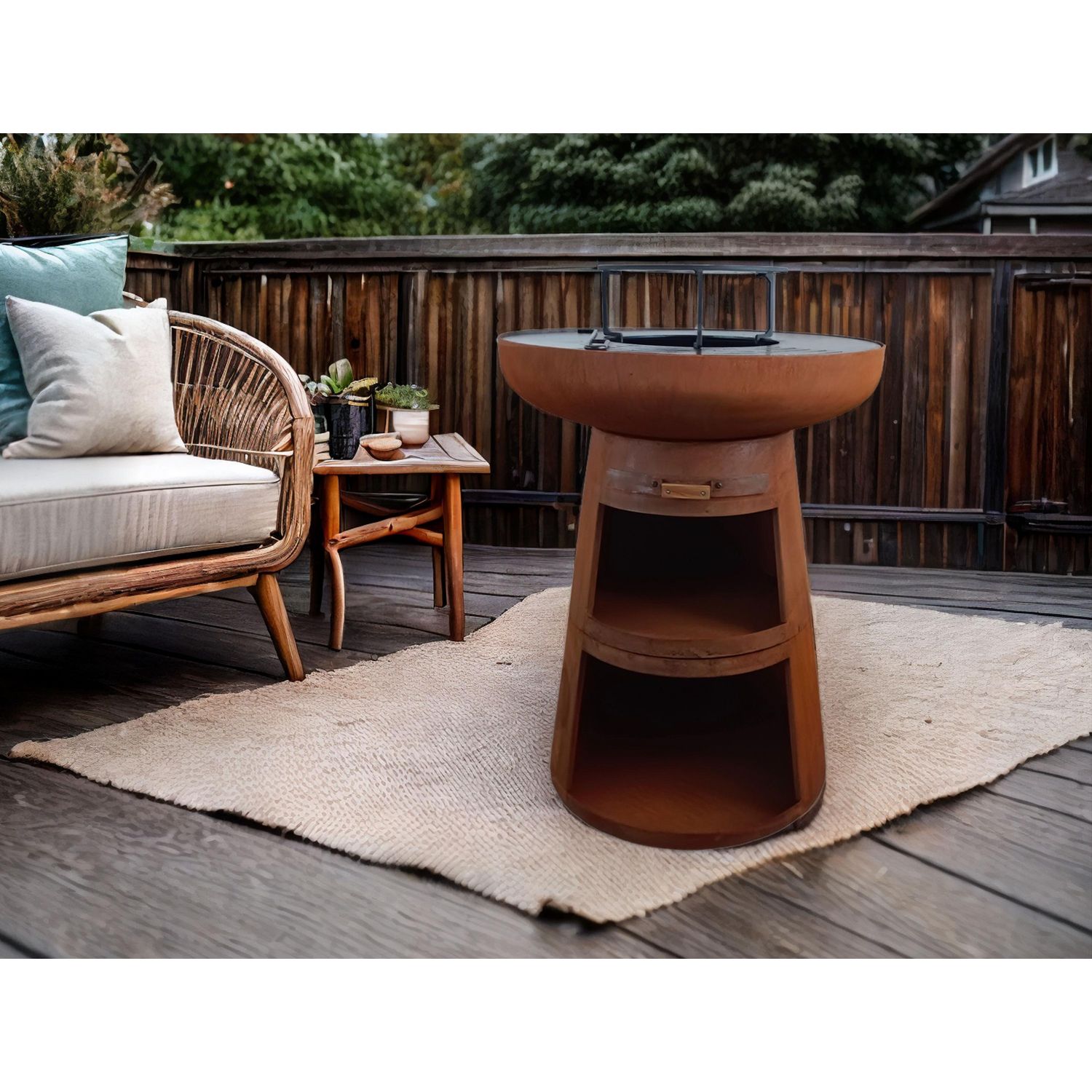 Runder Grill mit runder Stahlgrillplatte und Grillrost