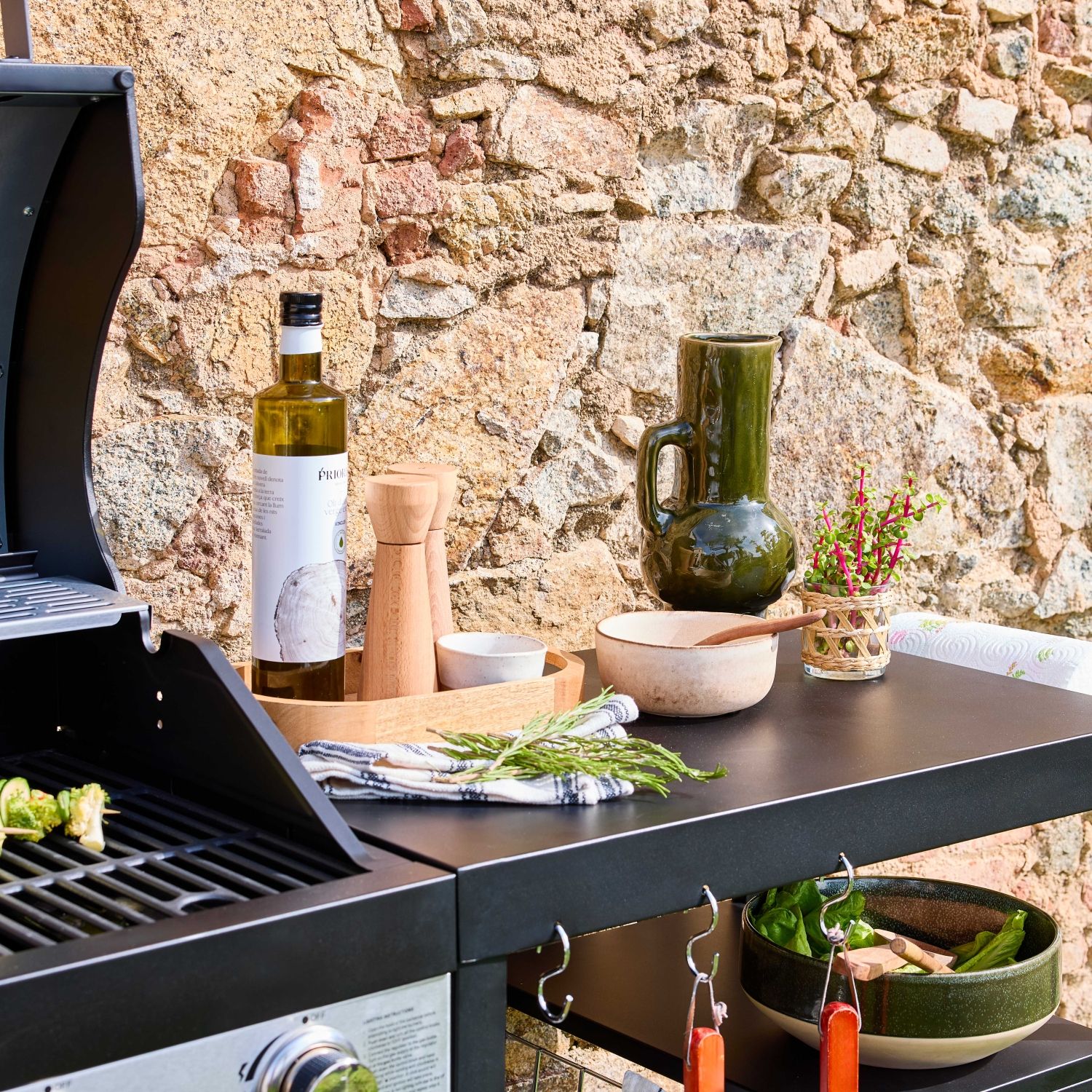 4-Flammen-Grill, Außenküche, Schwarz