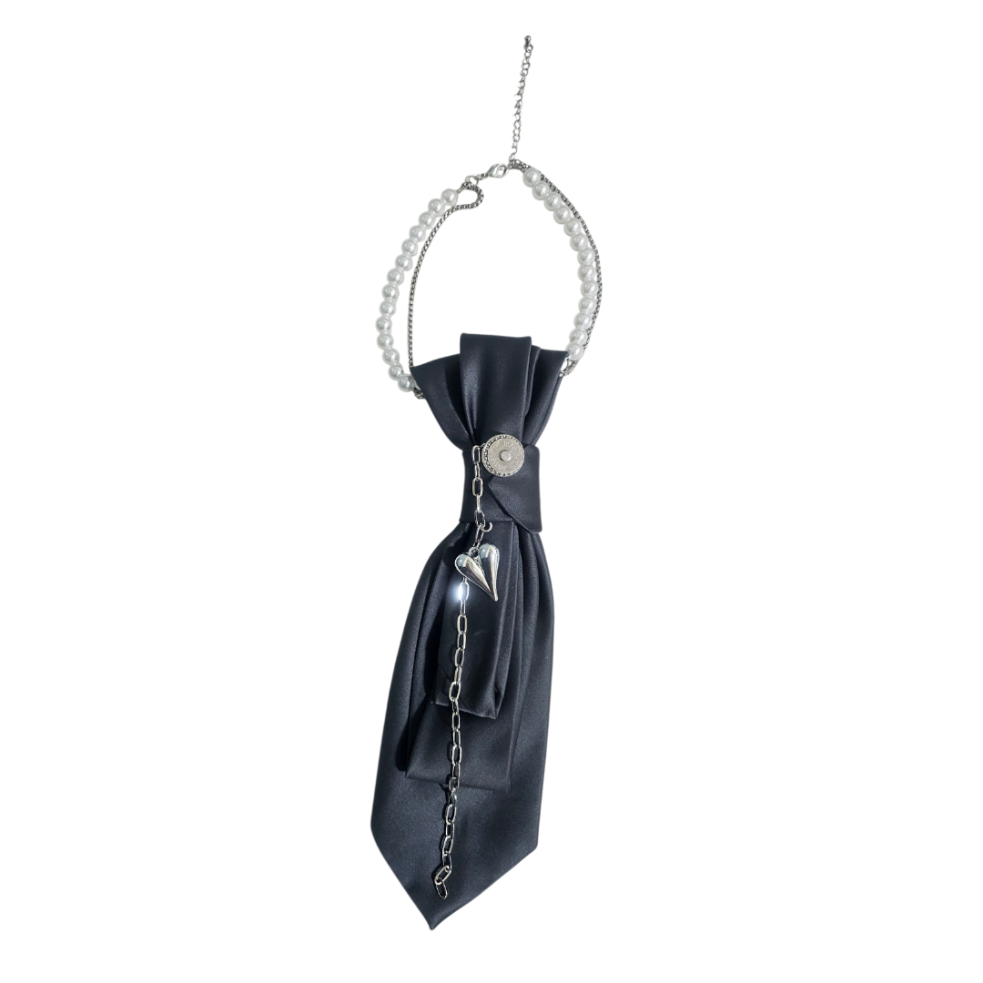 Midnight Heart 4-in-1 Jeweled Tie